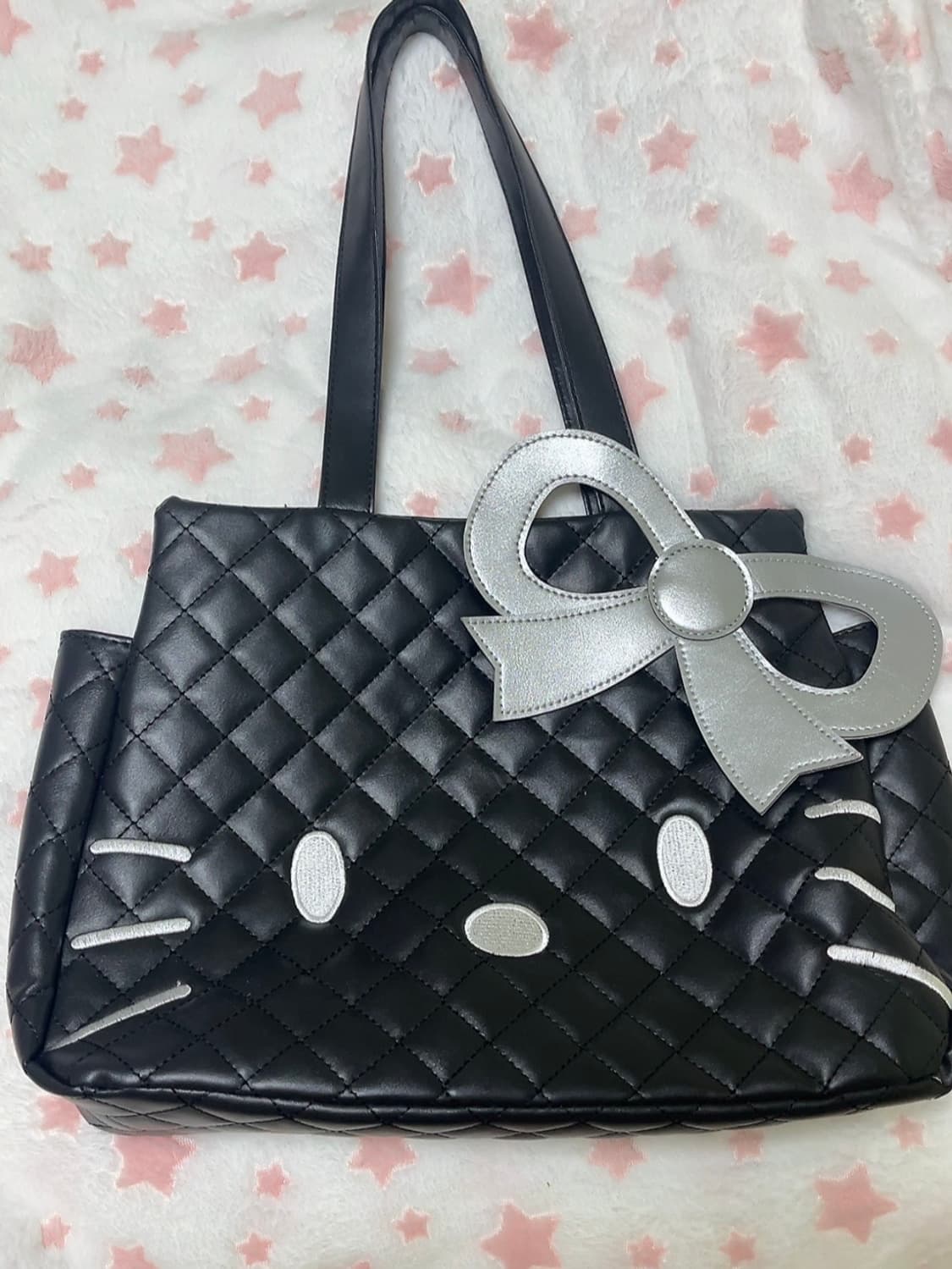 블랙 헬로키티 퀼팅 숄더백  상품이미지1