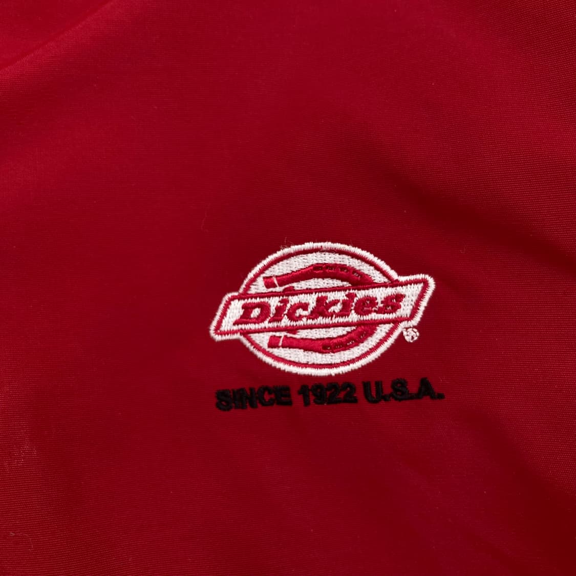 디키즈 스몰 로고 레드 바람막이 상품이미지2