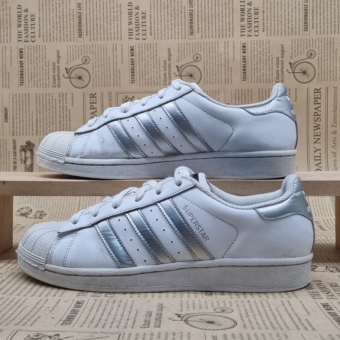 아디다스 슈퍼스타 흰색/실버 스니커즈245 상품이미지1