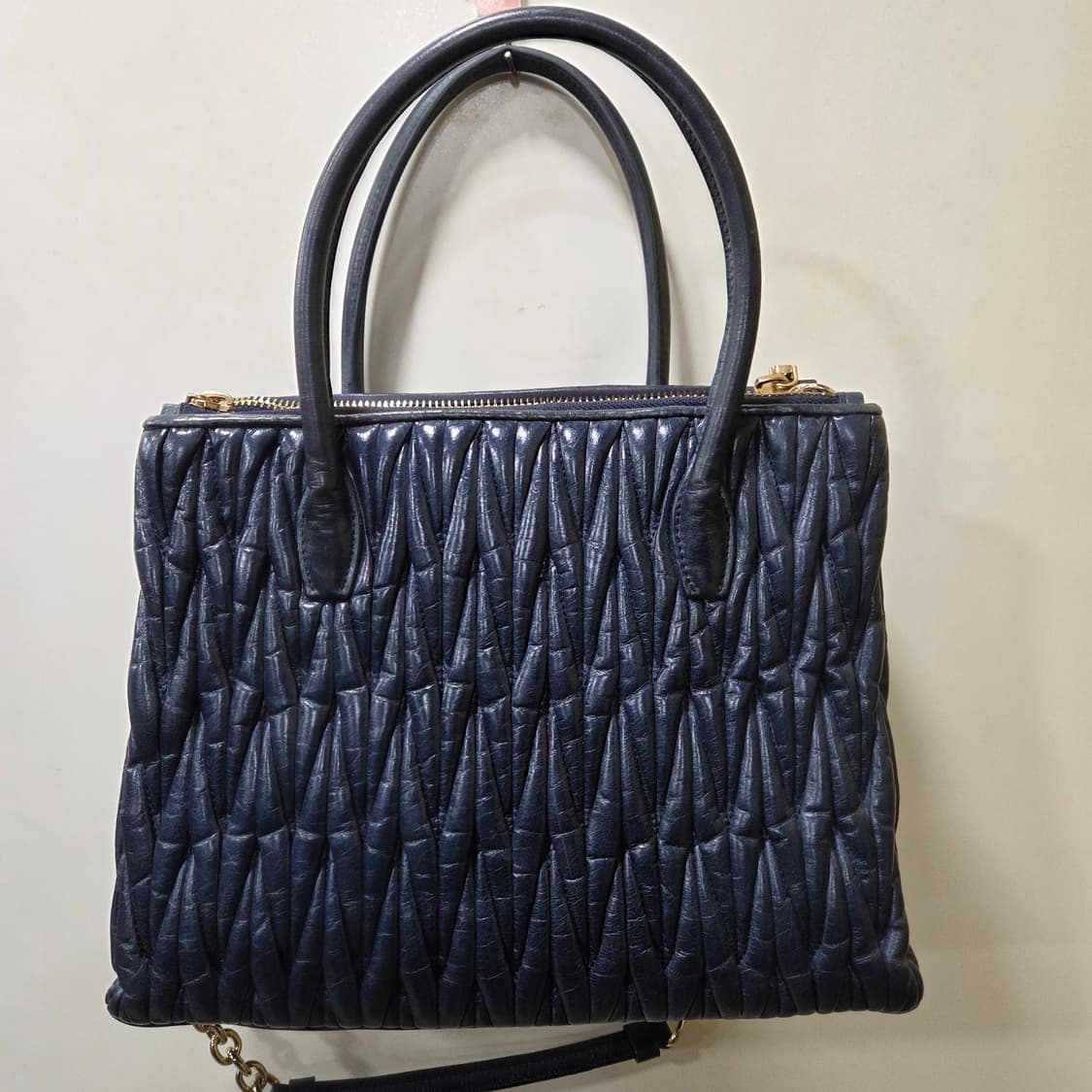 미우미우 마트라세 2way 상품이미지2