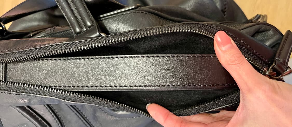 지방시 Givenchy나이팅게일 맥시 (XL) 블랙 카프스킨 숄더백 상품이미지7