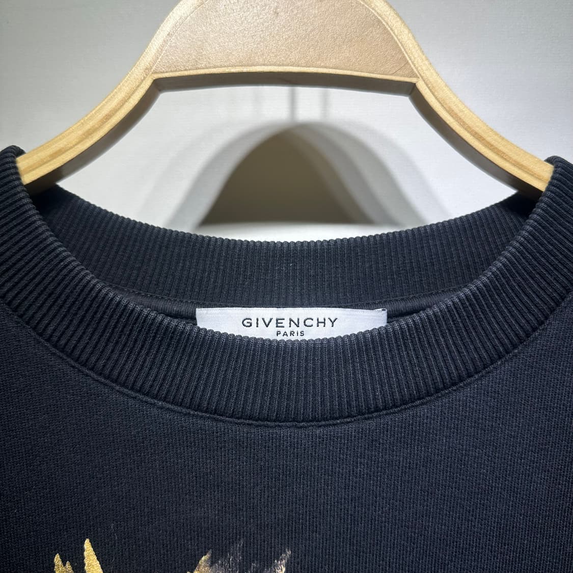 지방시 루스터 몽키 맨투맨 판매합니다 상품이미지4