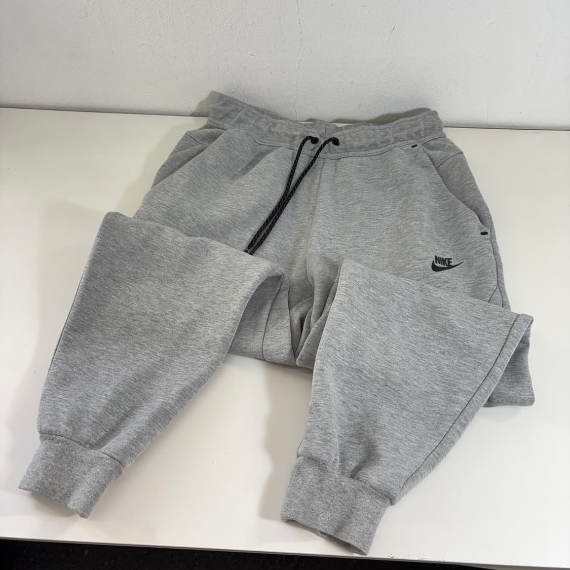 S 90 나이키 그레이 기본로고 테크팩 조거팬츠 남여공용 상품이미지3