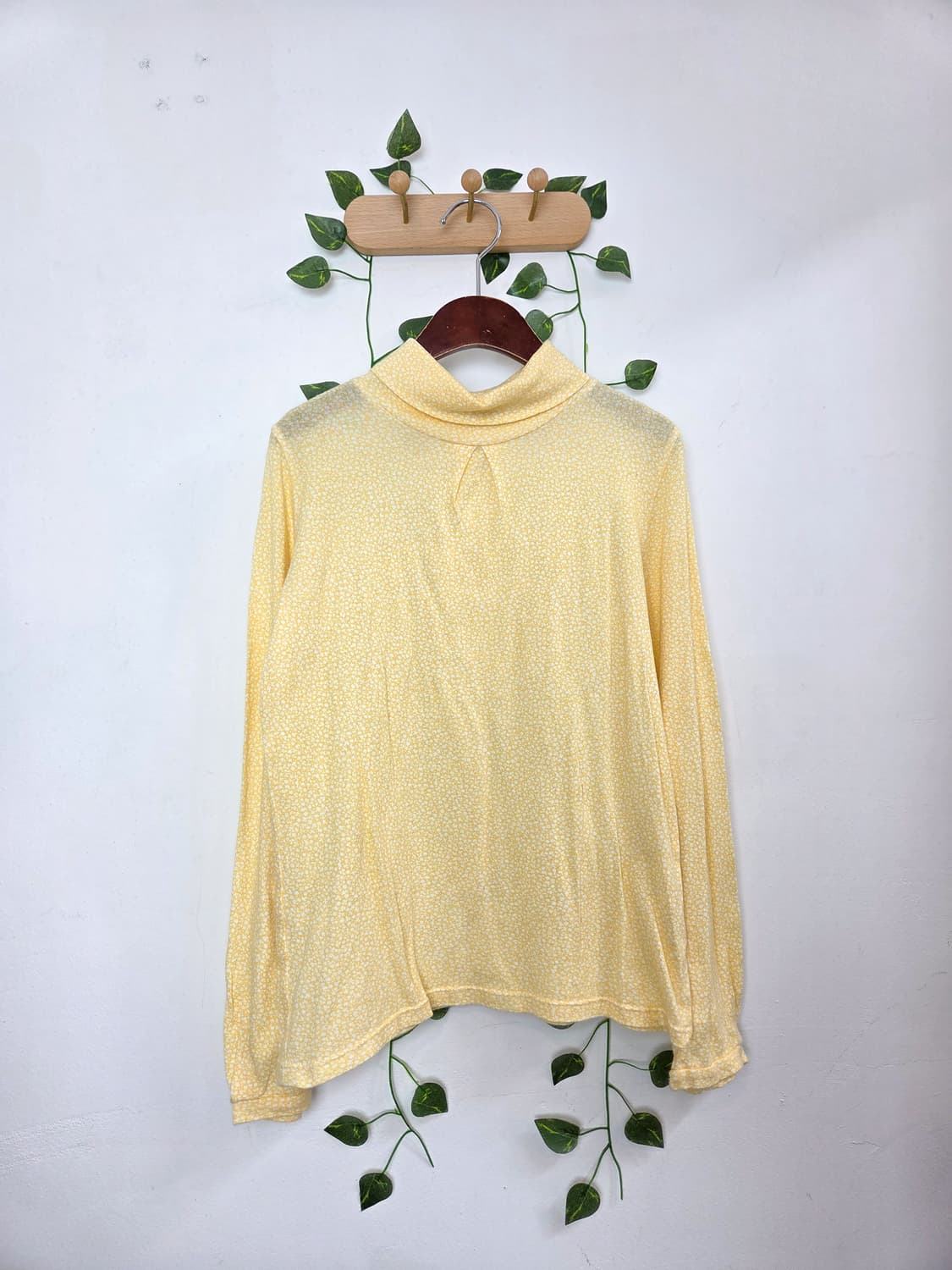 노랑 잔꽃 목폴라 슬리브 상품이미지1