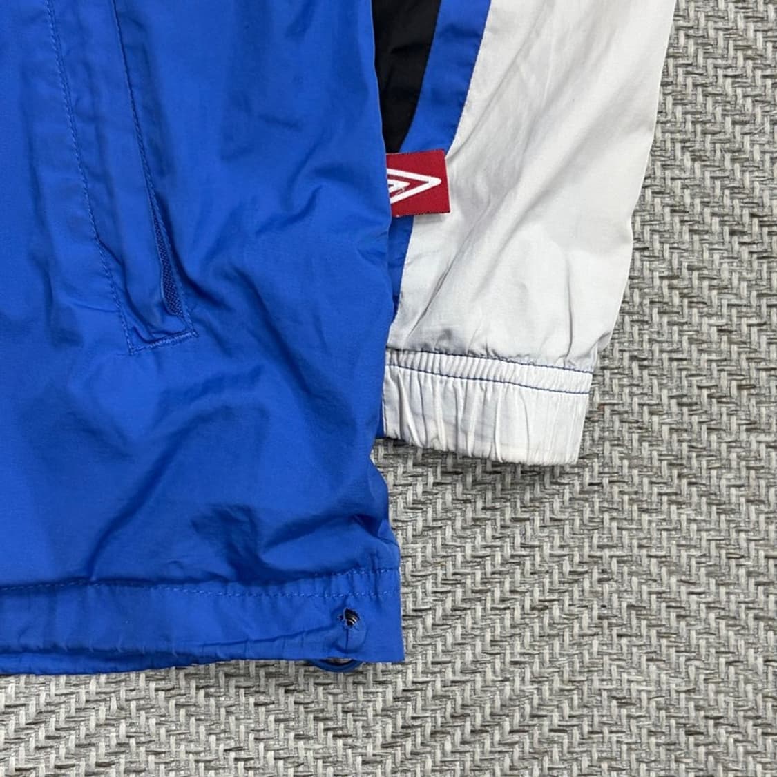 엄브로 배색 로고 바람막이 v1841 상품이미지5