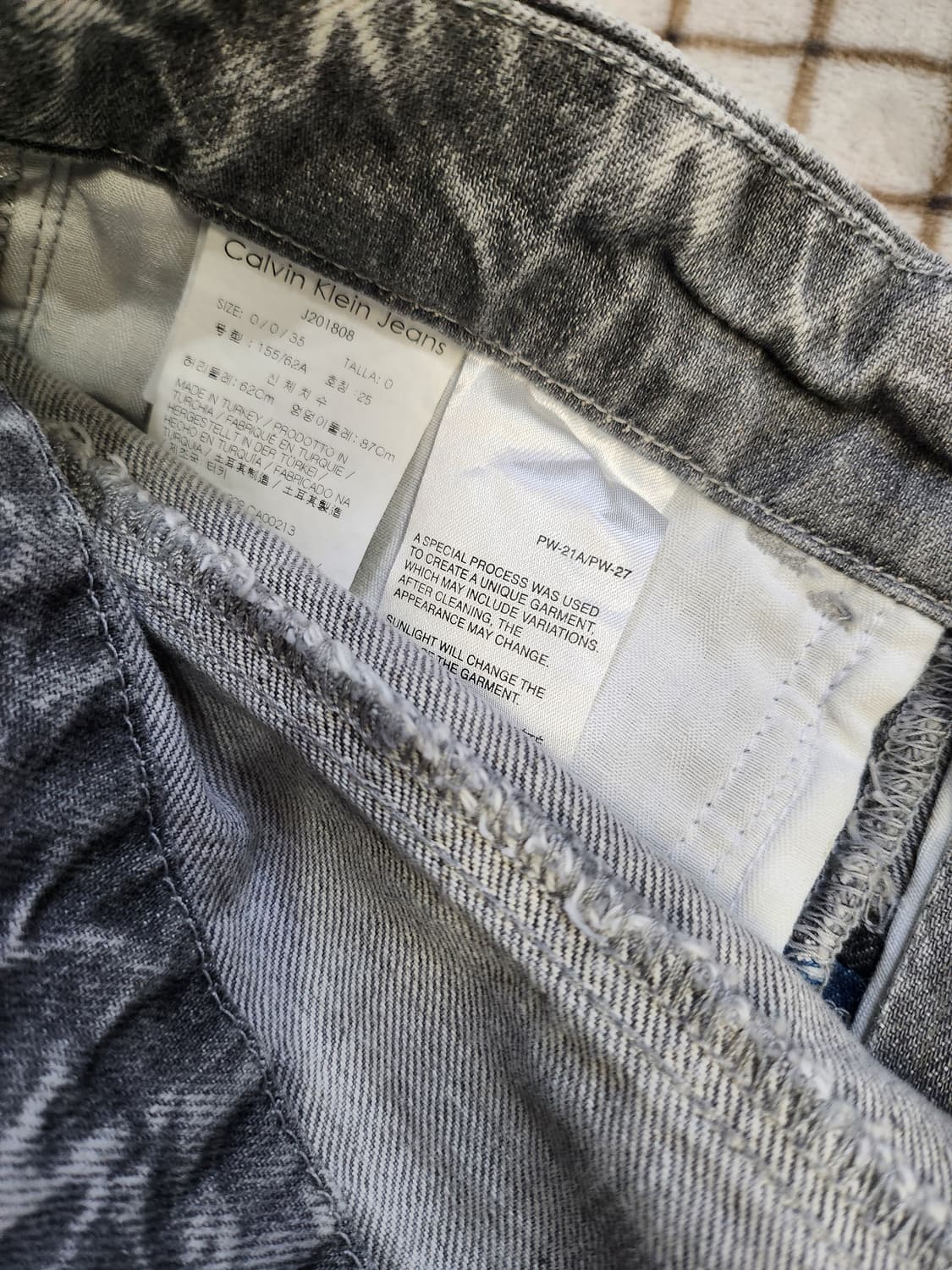 164) 캘빈클라인 투컬러워싱 데님 반바지 상품이미지5