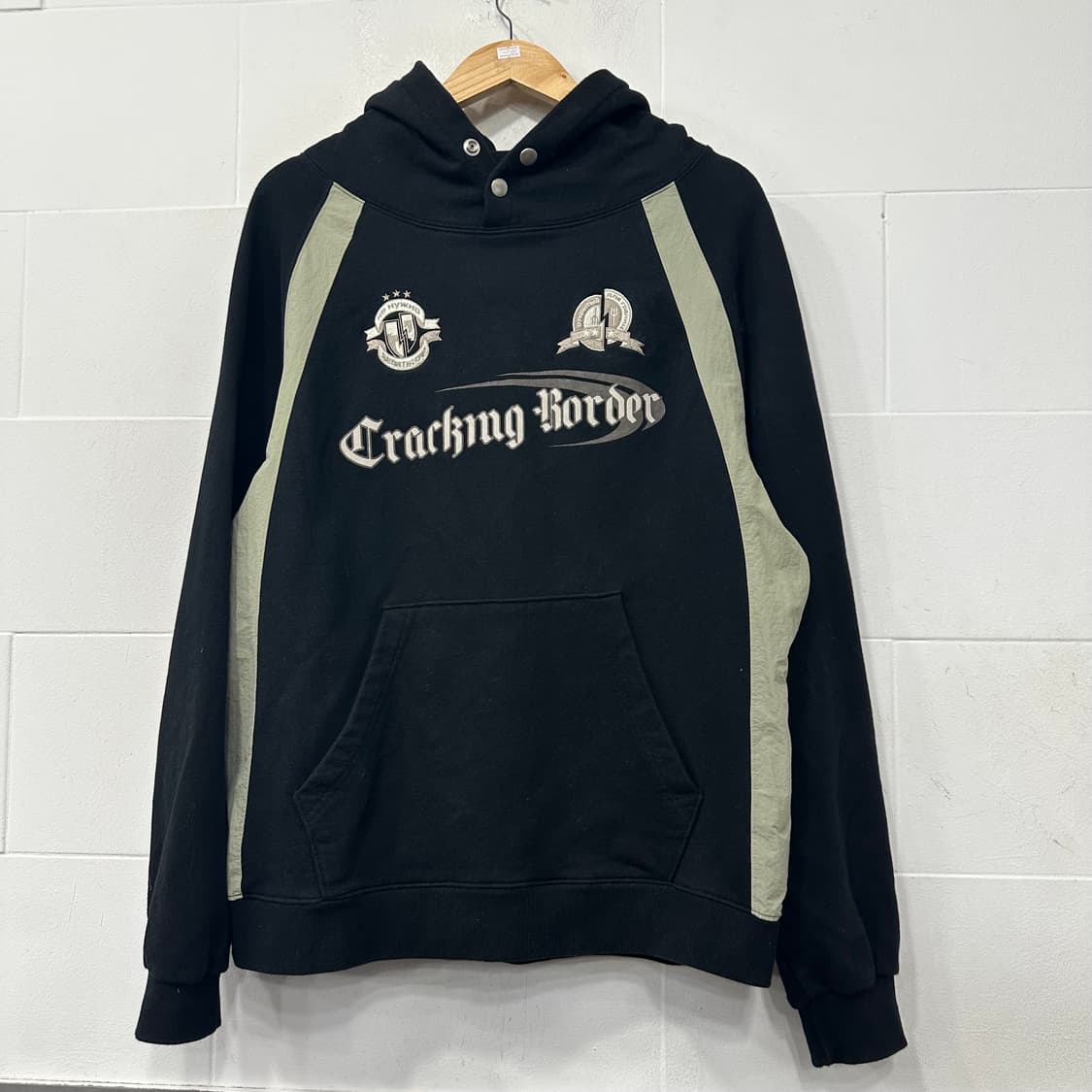 꼼파뇨 후드티 상품이미지1