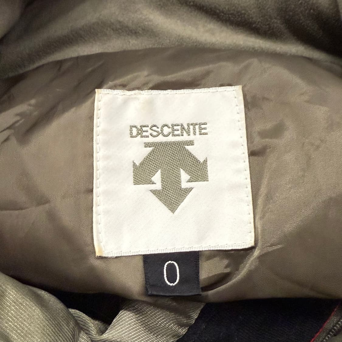 [정품/0] 데상트 스키팀 바람막이 자켓 b10 상품이미지5