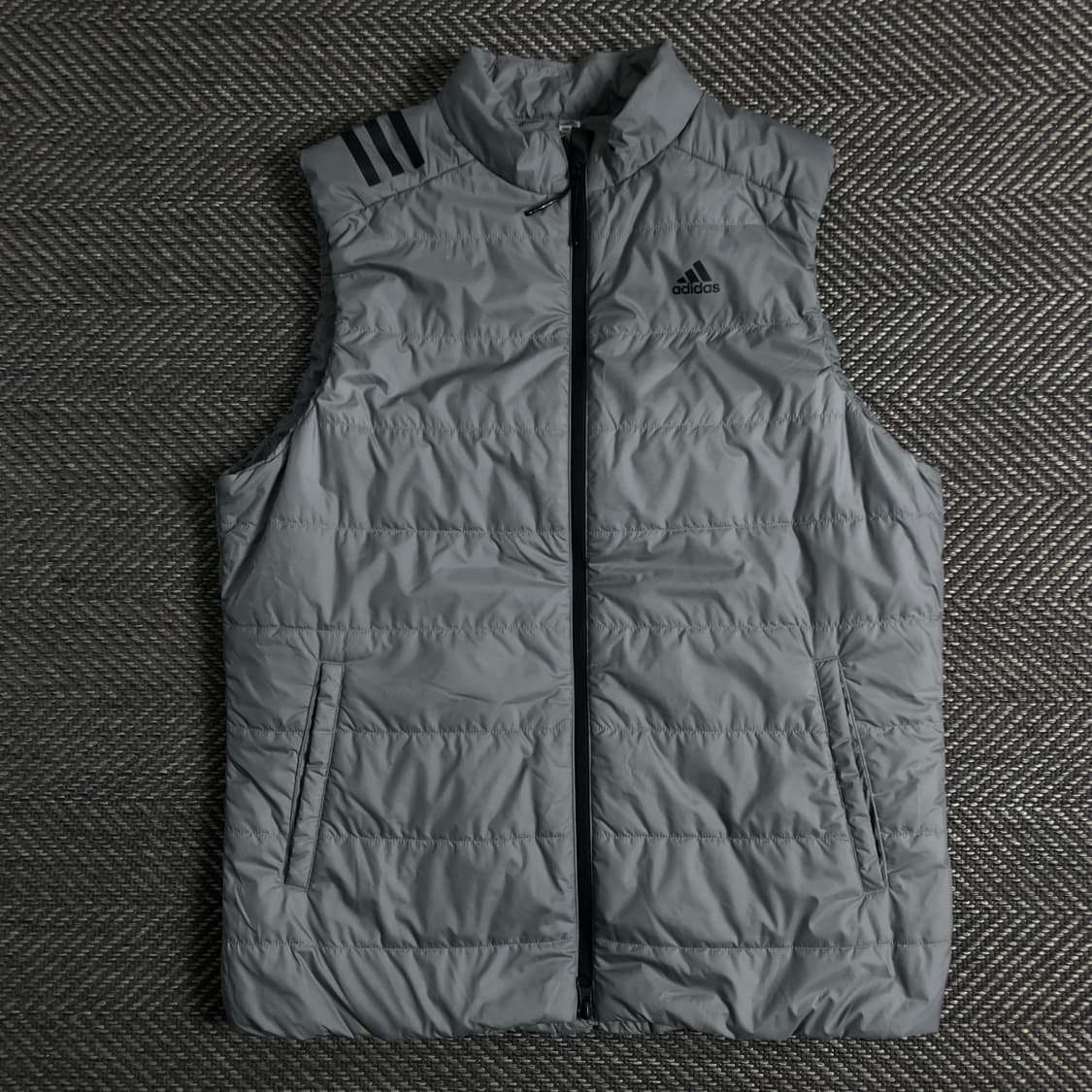 아디다스 경량 러닝 다운 베스트 그레이y 3406 상품이미지2