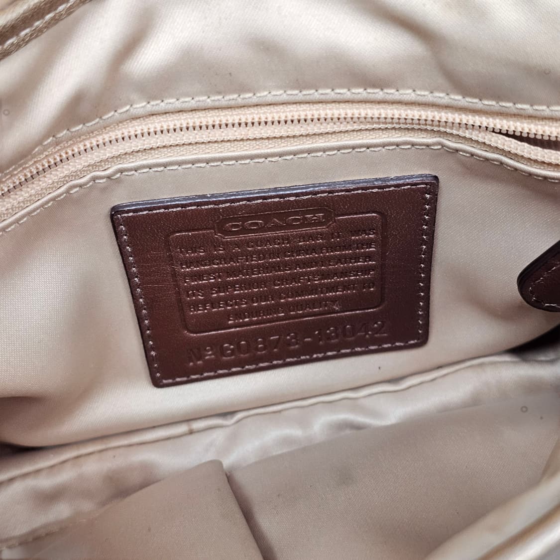 COACH 코치 소호 시그니처 골드 버클 숄더백 상품이미지9