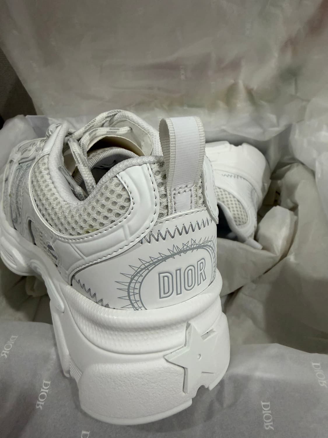 여성 디올 크로노 스니커즈 메쉬 앤 화이트 37  상품이미지5