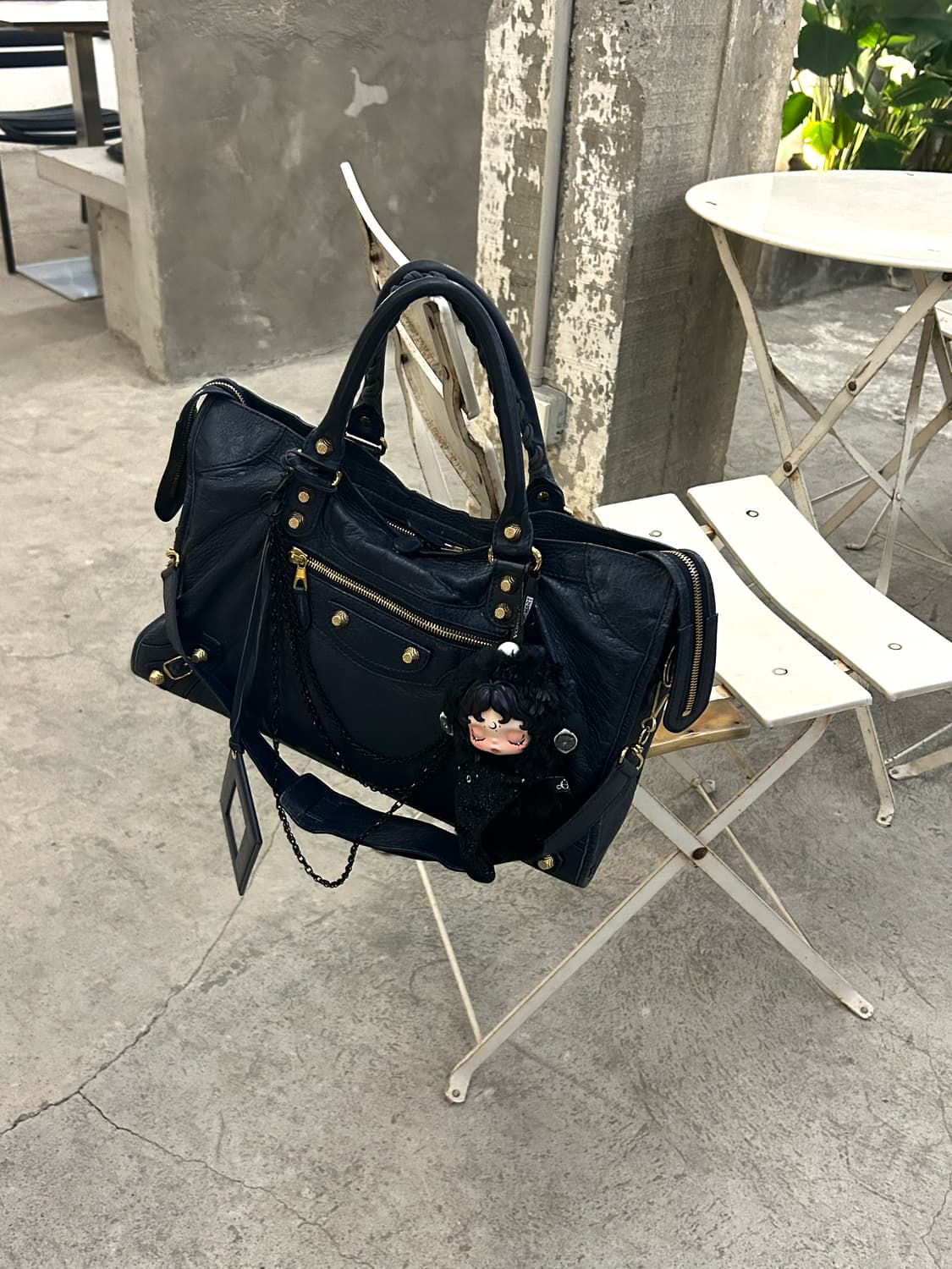 발렌시아가 모터백 상품이미지2