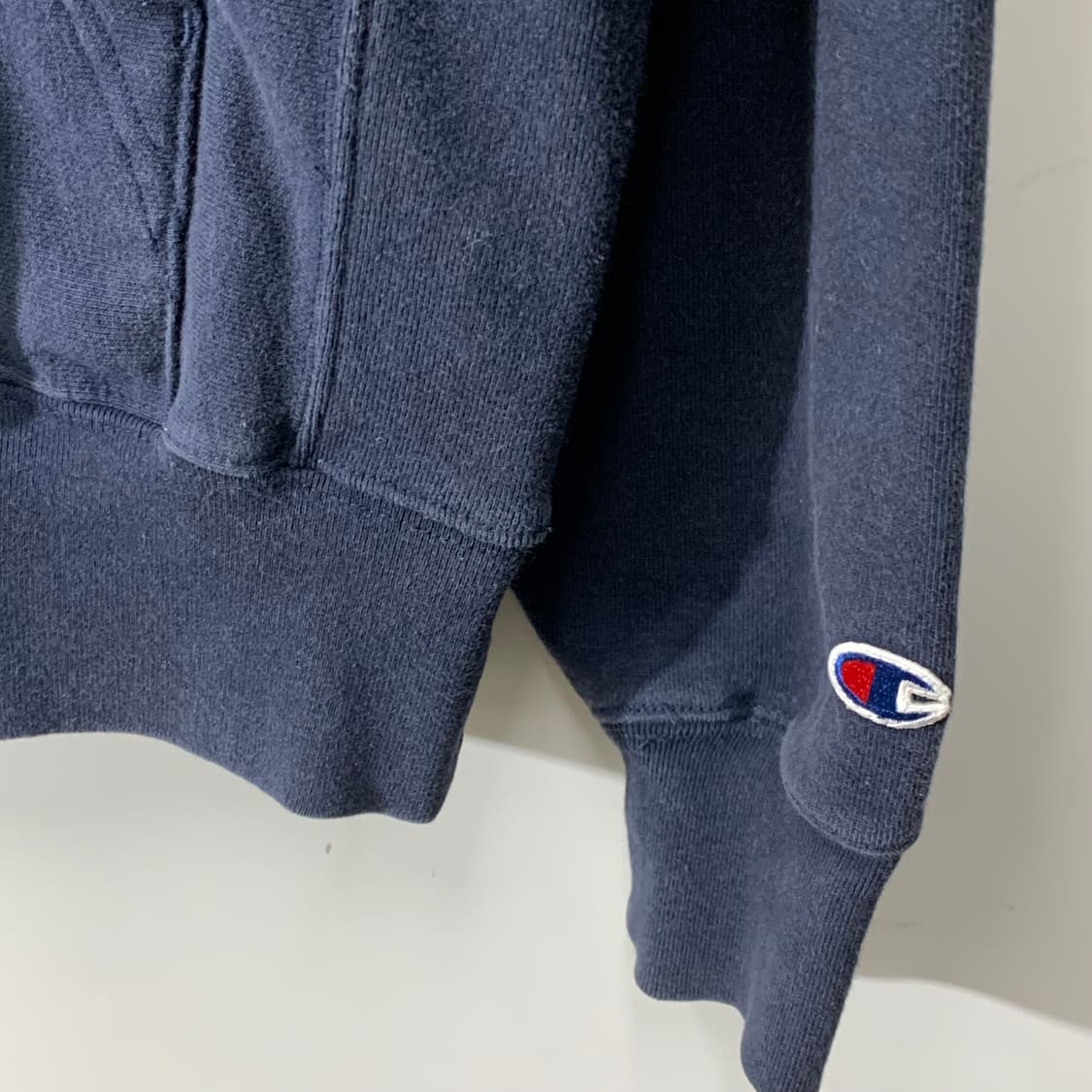 챔피온 올드 리버스위브 콜롬비아 후드티 상품이미지3