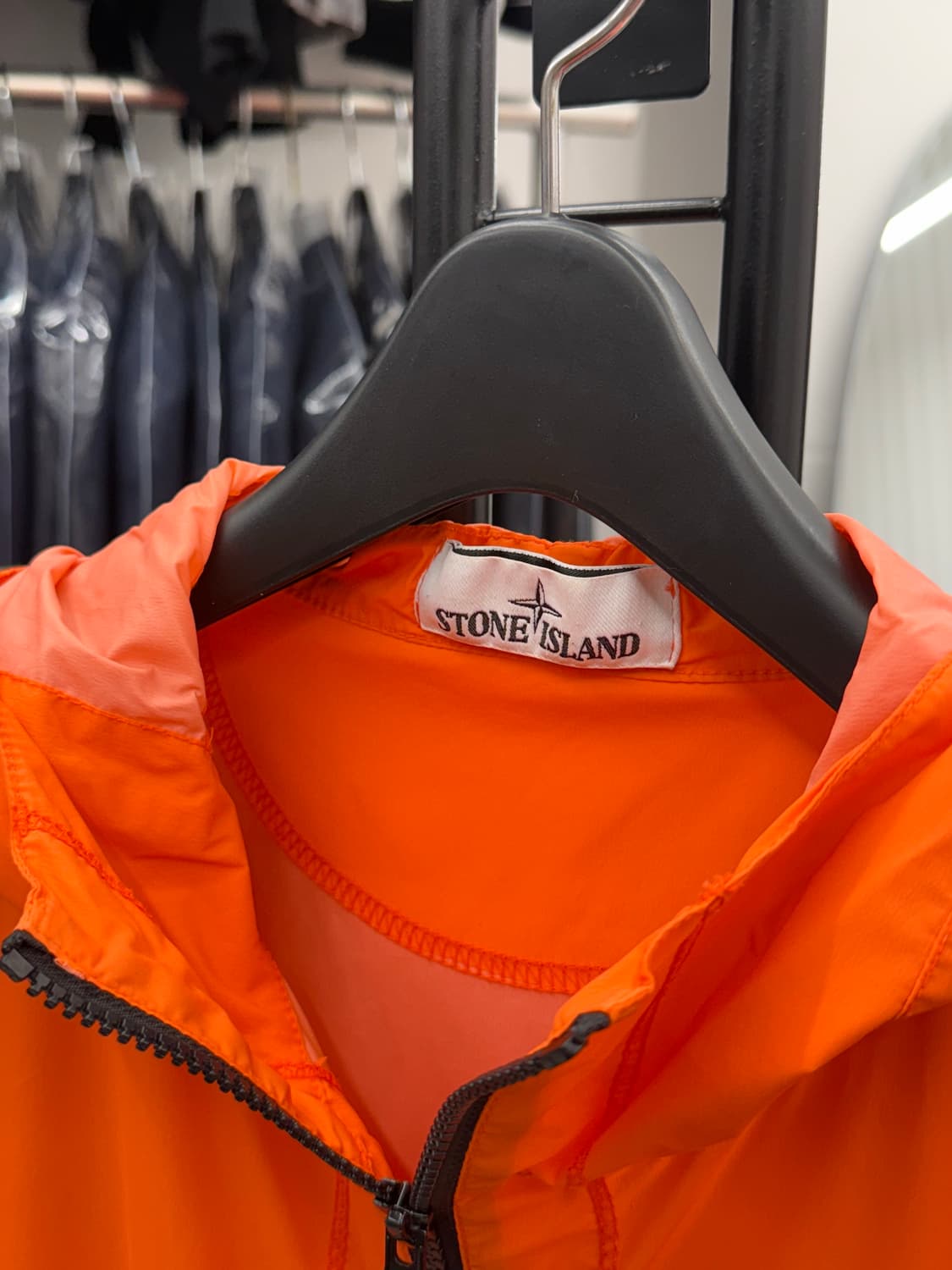 [L] 스톤아일랜드 스킨터치 나일론 TC 바람막이 상품이미지4