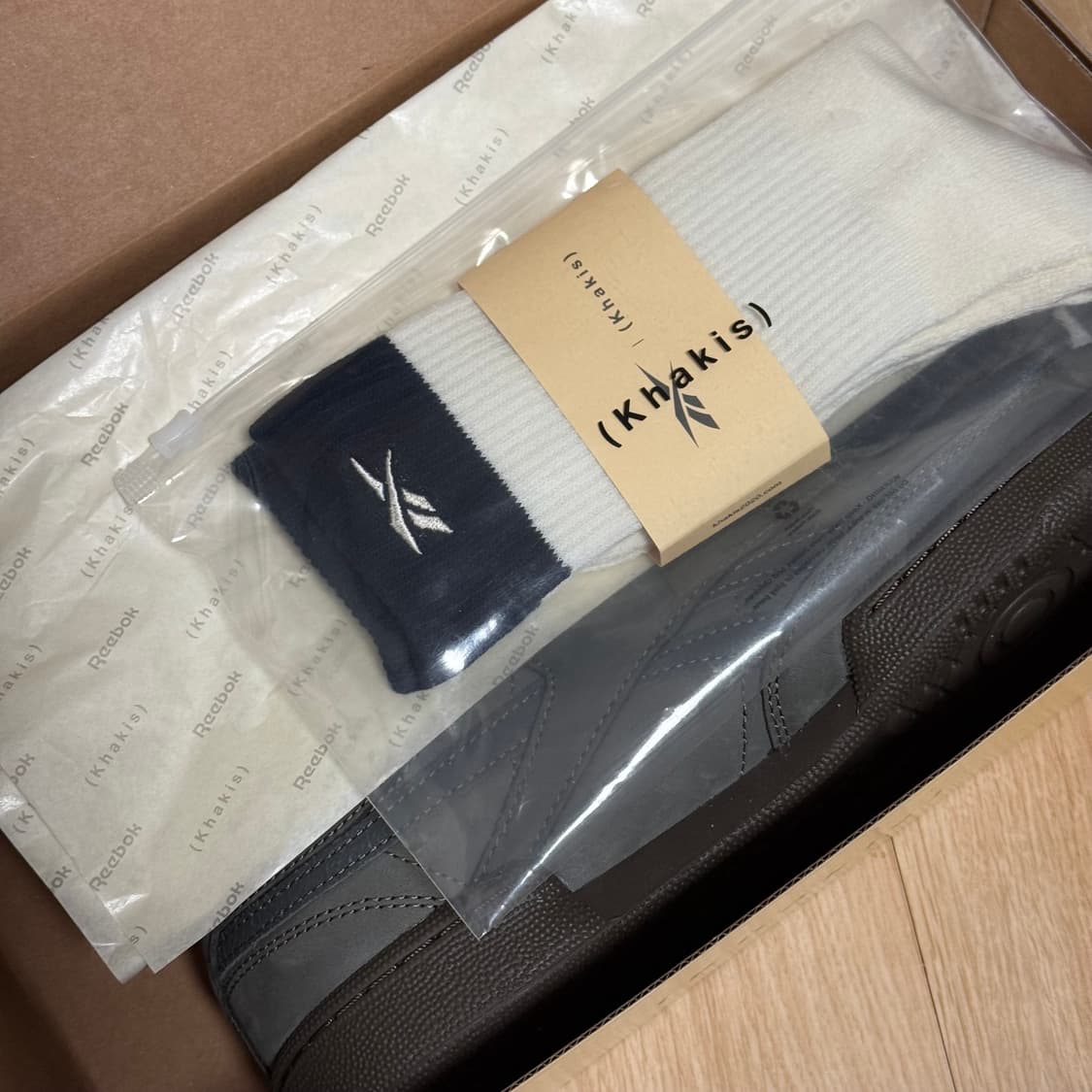 카키스 x 리복 CLUB C REVENGE 280 상품이미지4