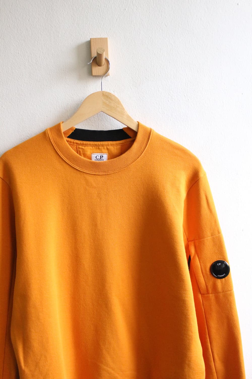 씨피컴퍼니 스웻 셔츠 상품이미지2