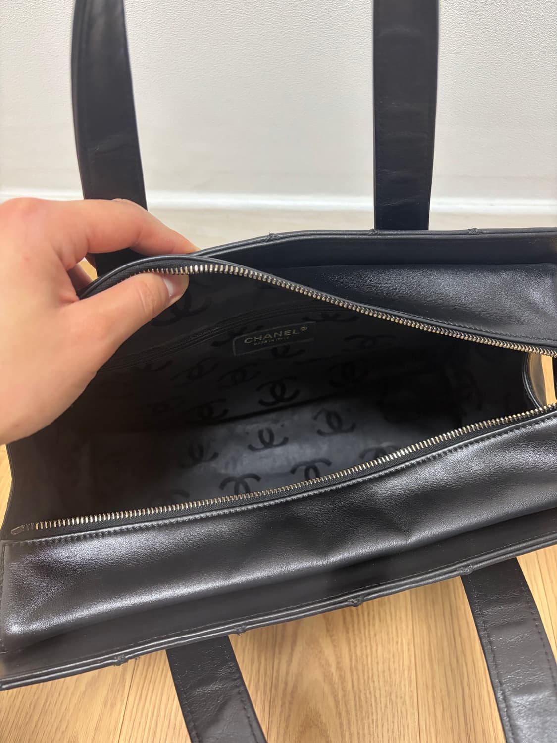 샤넬 블랙 퀼팅 숄더백 상품이미지7