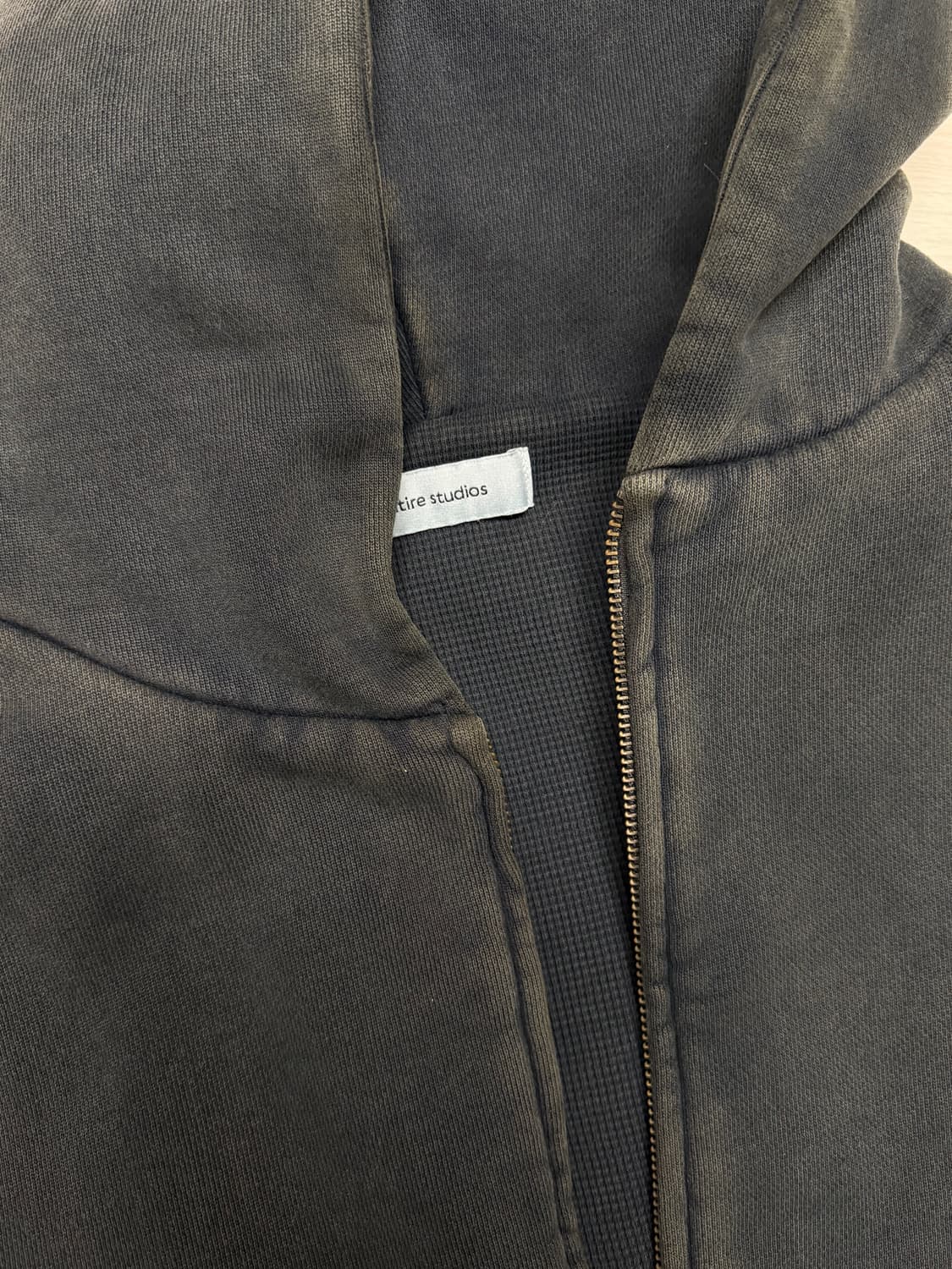 (개급처) 엔타이어스튜디오 써멀 후드집업 25fw M 워시드블랙 상품이미지8