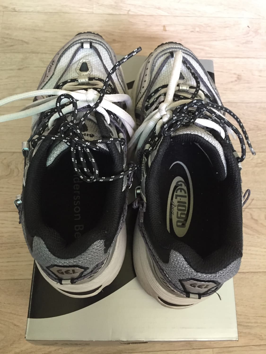 아식스 젤-1090 앤더슨 벨 메탈릭 실버 240 상품이미지3