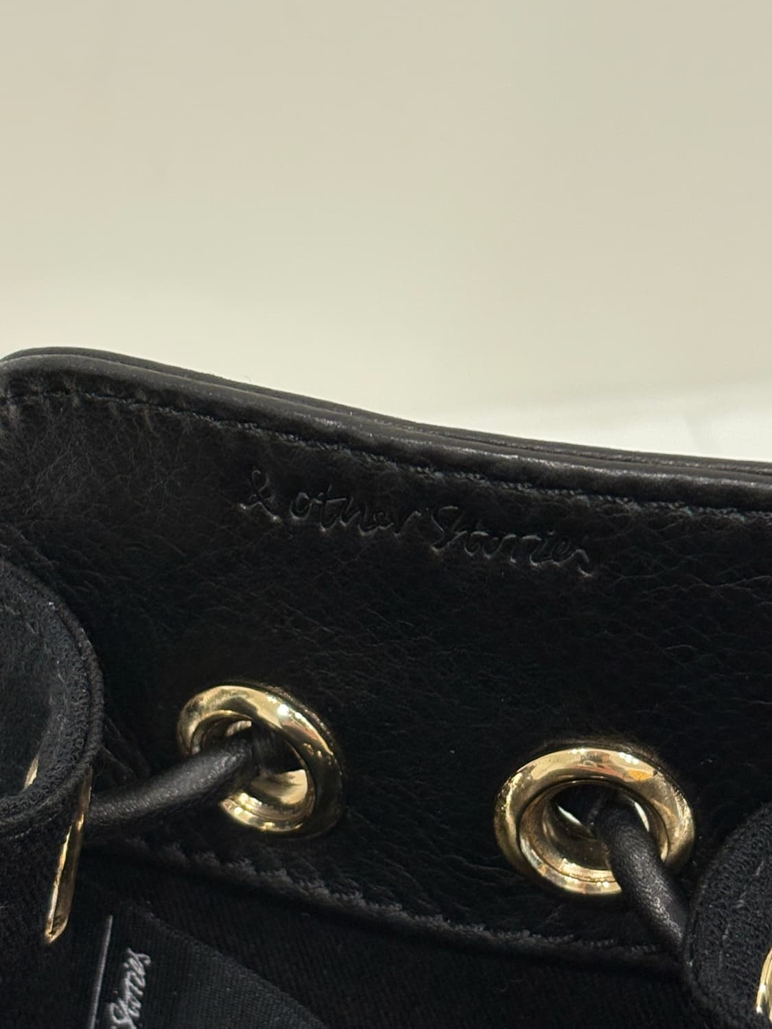 &other stories 스터드미니버킷백 상품이미지4