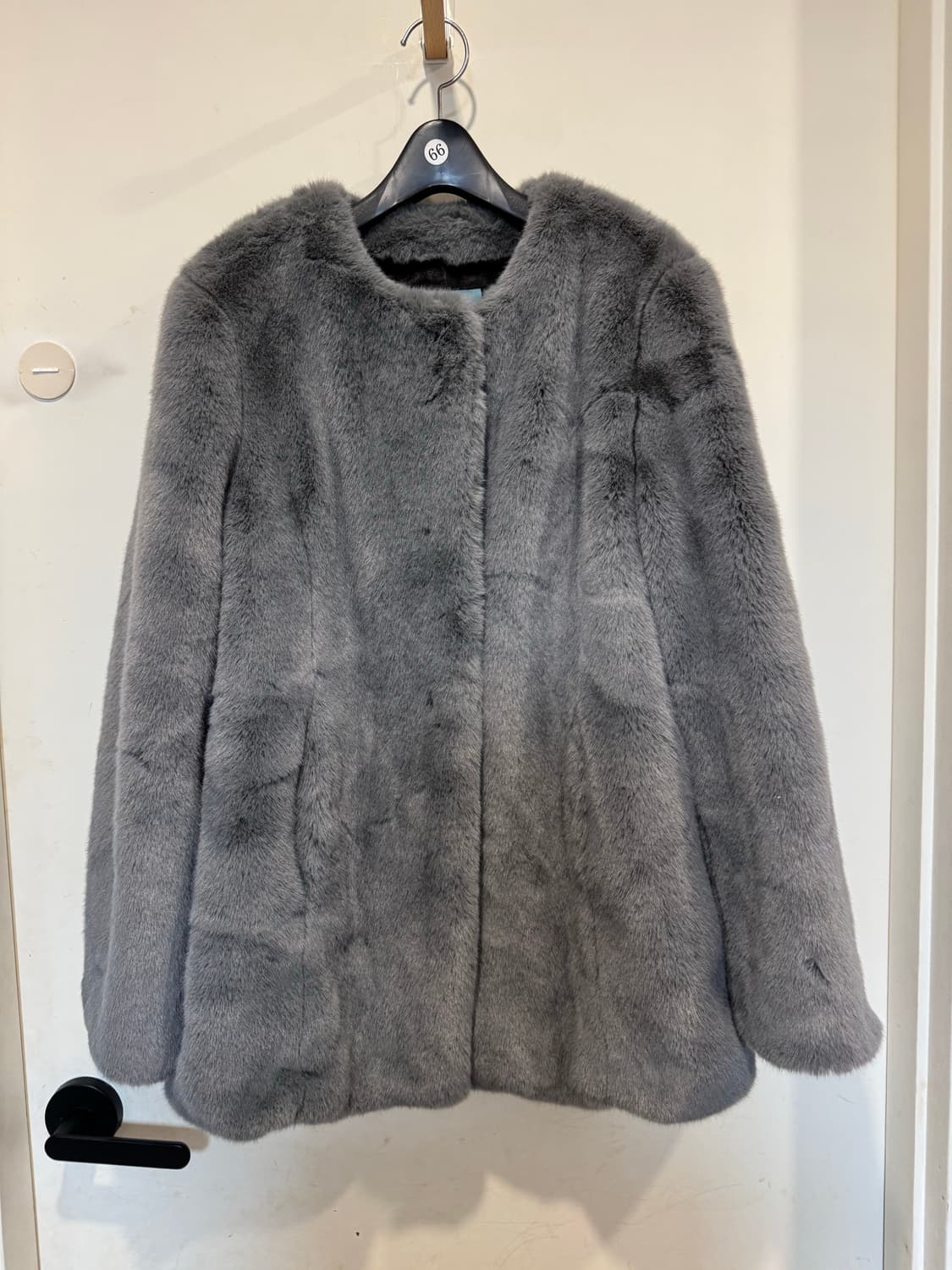 blunin 블루민 에코퍼 코트 상품이미지1