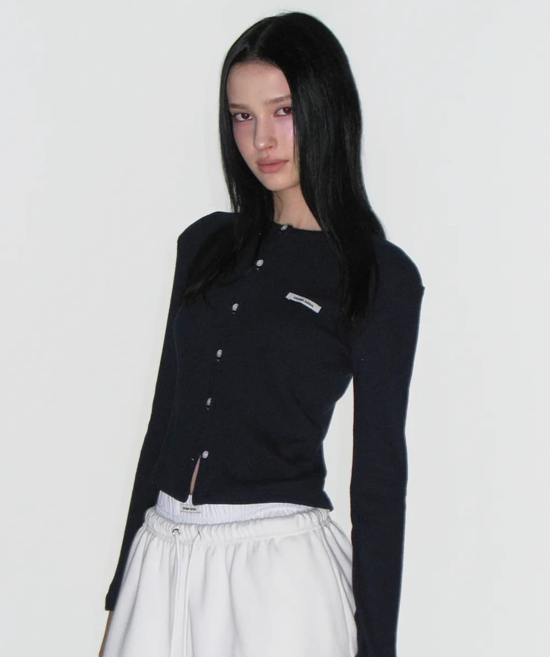 크랭크 니트 스터드 버튼 가디건_네이비 상품이미지1