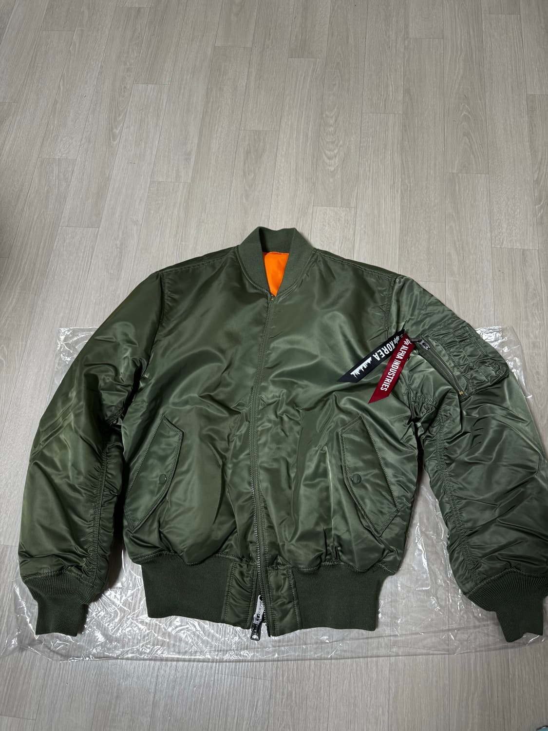 [L] 알파인더스트리 MA-1 봄버 자켓 카키 세이지그린 상품이미지1