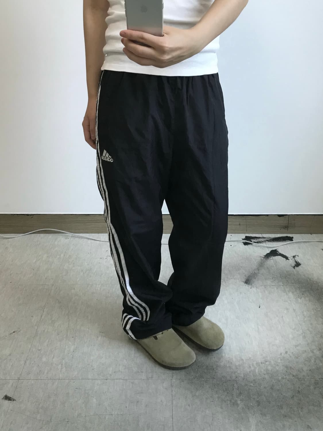 아디다스 우븐 트랙 팬츠 상품이미지1