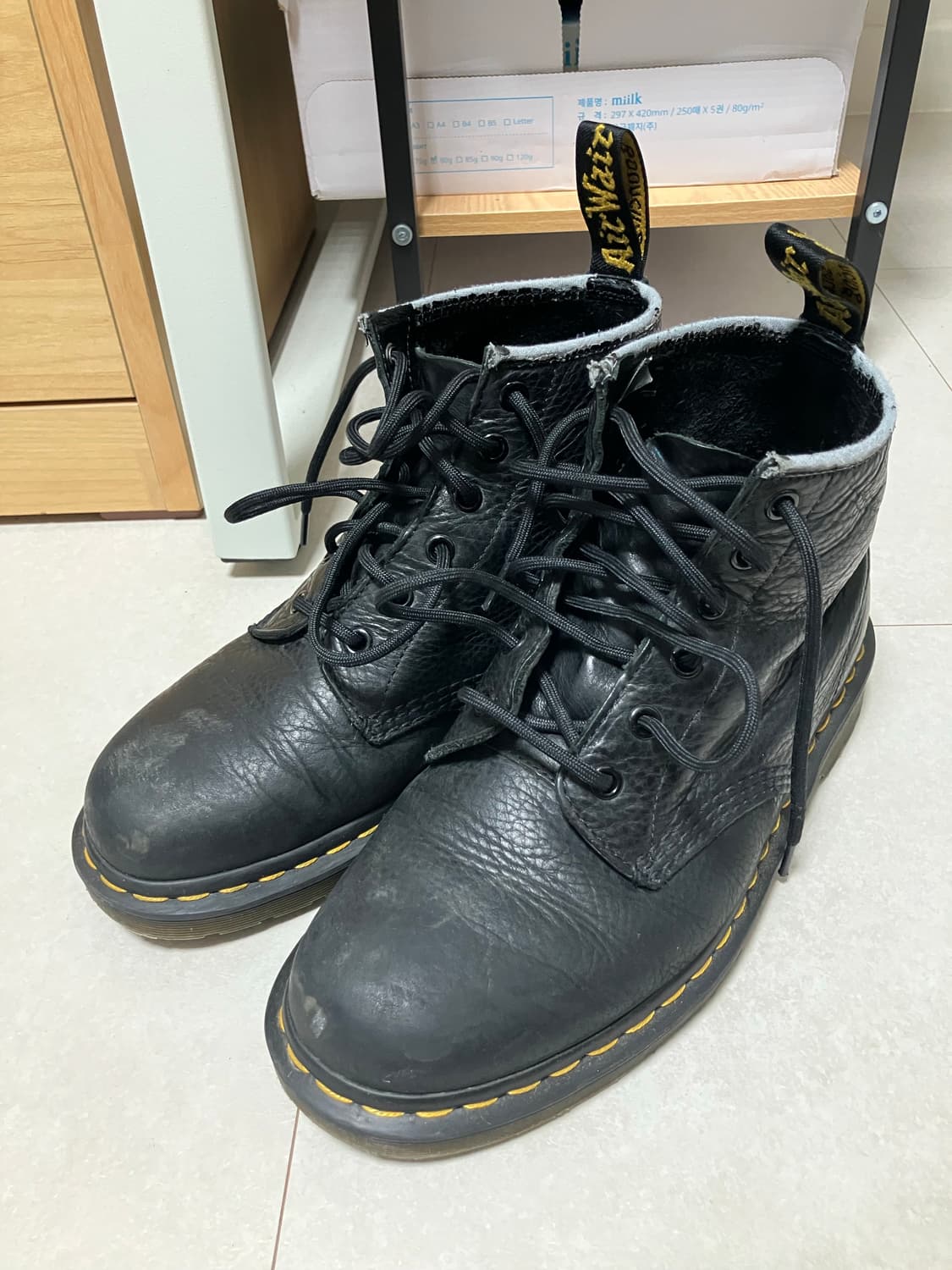 닥터마틴 101 6홀 부츠 워커 260 us8 상품이미지1