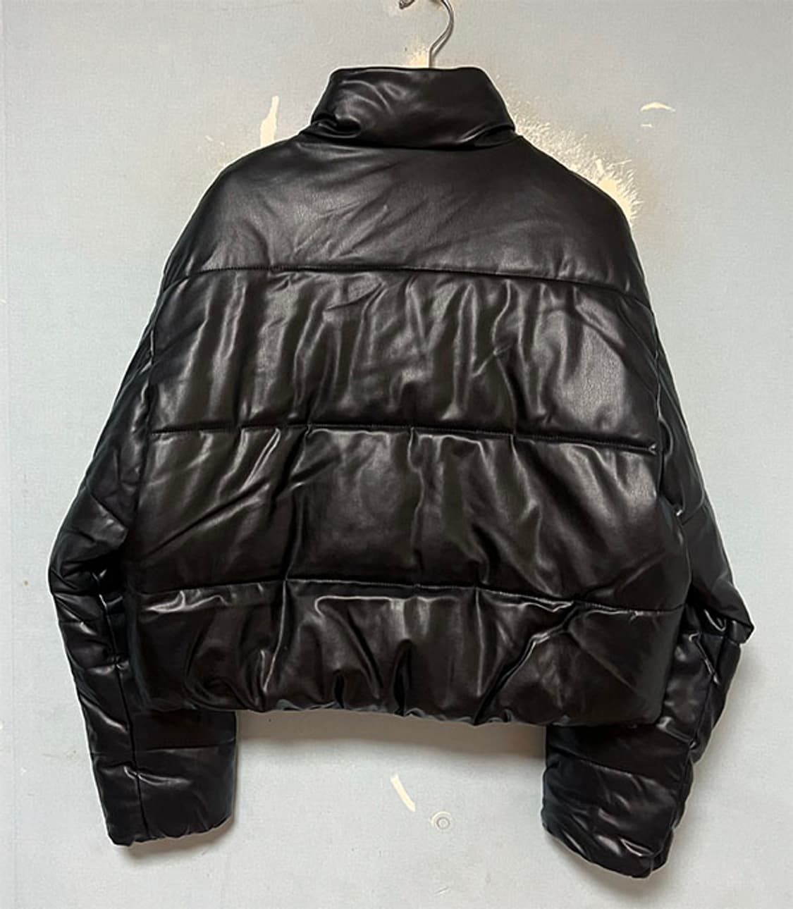 ZARA 자라 페이크레더 여자 패딩 웰론 크롭 L 100 77 상품이미지2