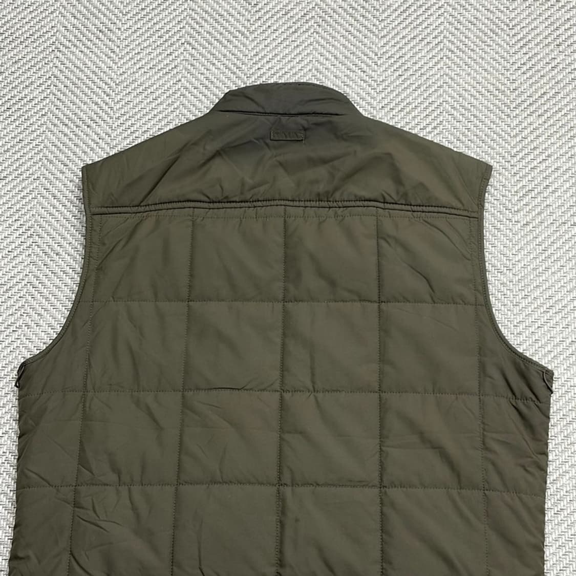 바나나리퍼블릭 경량패딩 베스트 v1847 상품이미지4