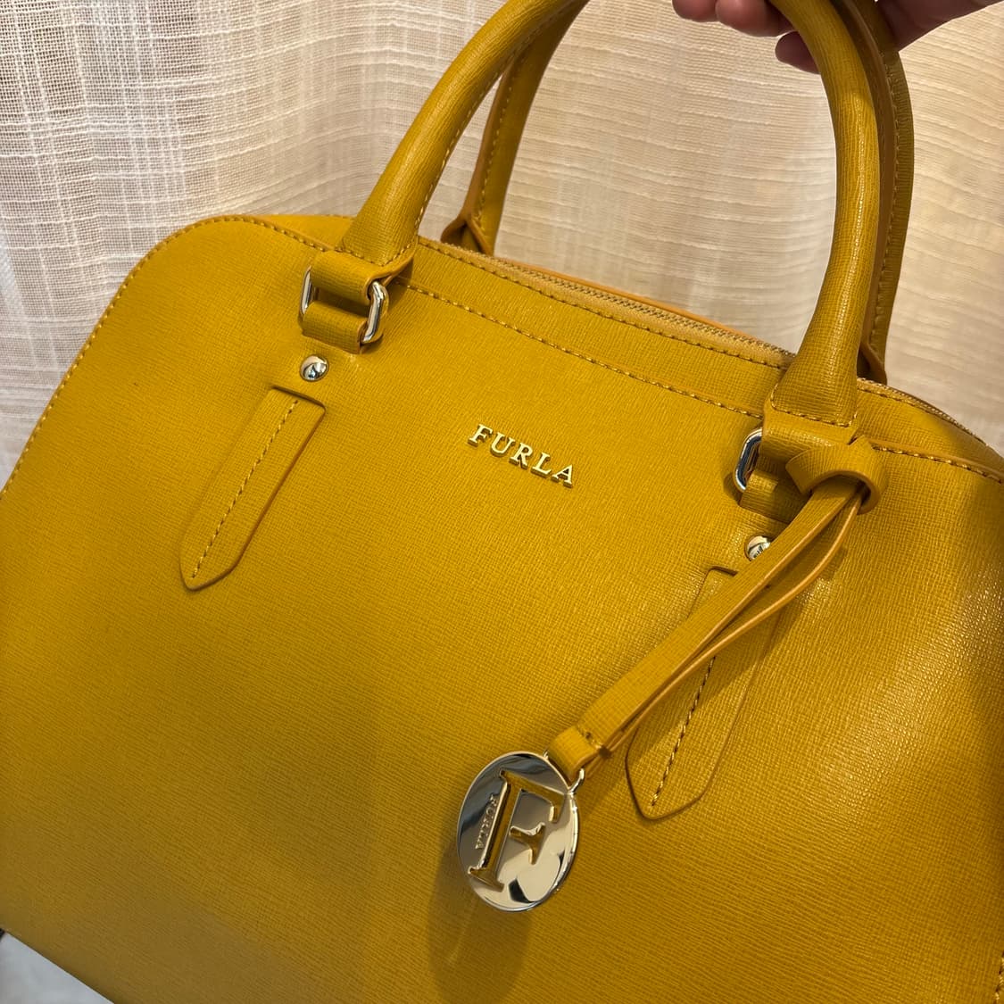 풀라 FURLA 옐로우 토트백 상품이미지4