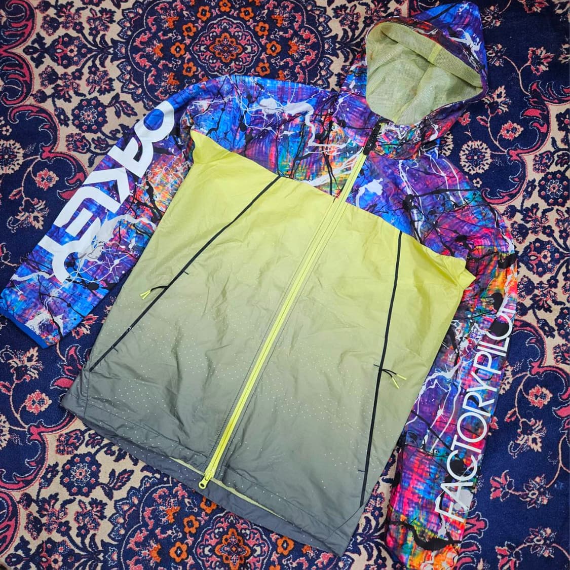 오클리(OAKLEY) 파일럿 팩토리 그라데이션 바람막이 상품이미지1