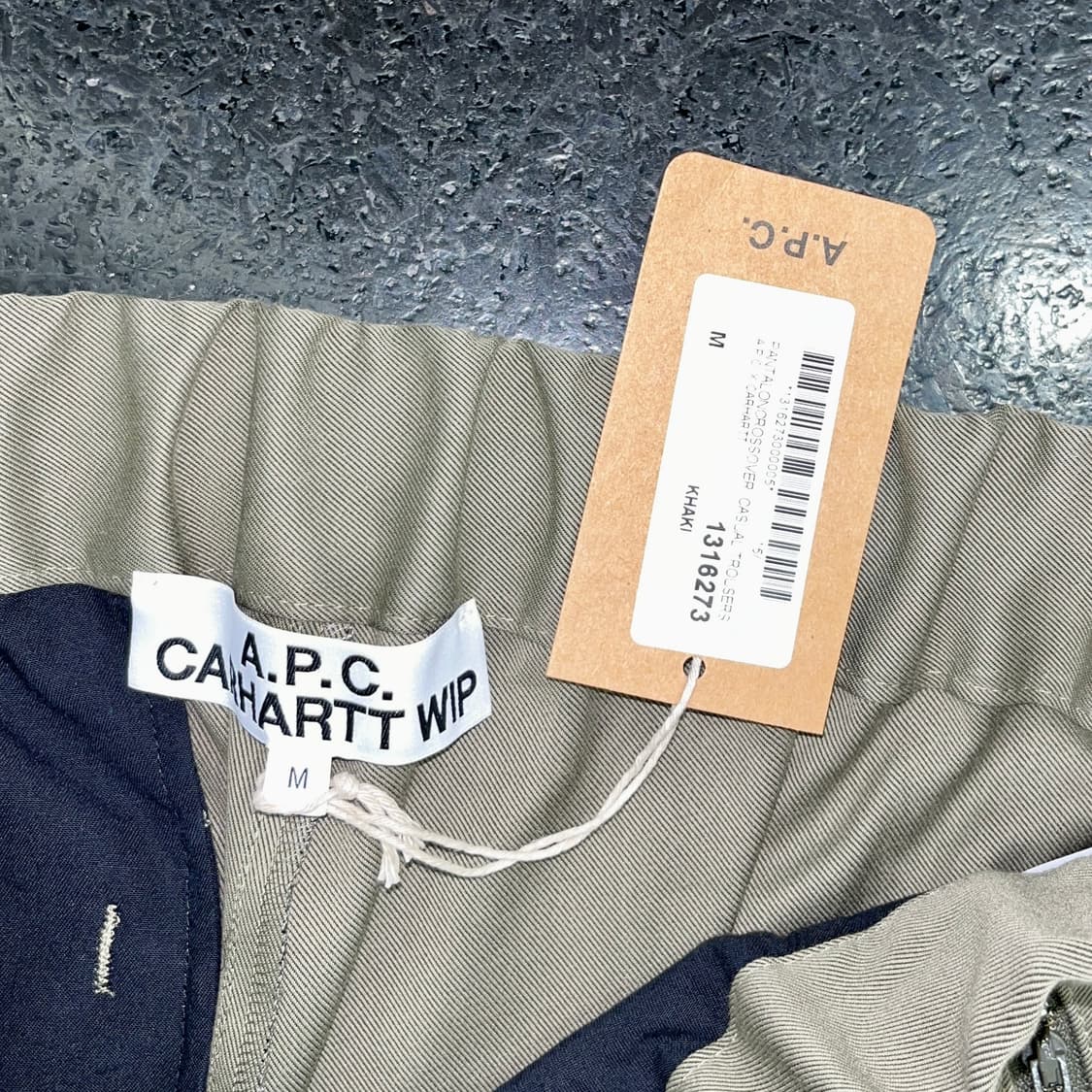 (새상품)A.P.C. x CARHARTT WIP Pant 상품이미지5