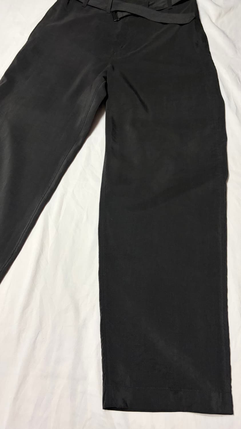 [46] 르메르 드라이실크 벨티드 루즈 팬츠 스퀴드잉크 상품이미지5