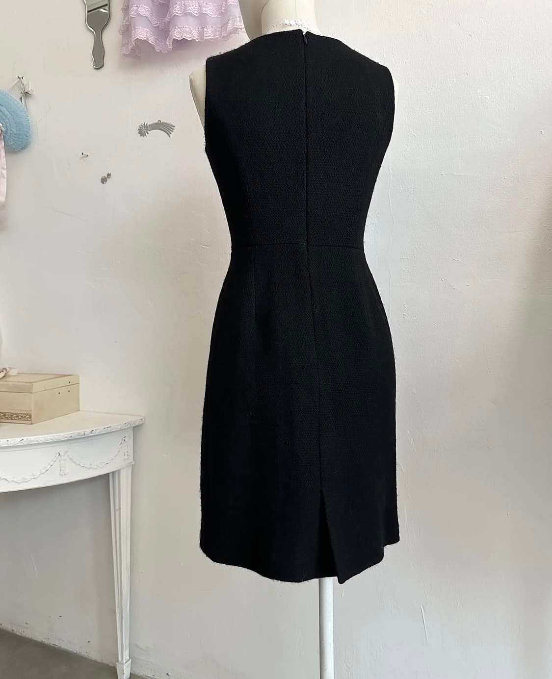 simplicity slim black wool dress 상품이미지4