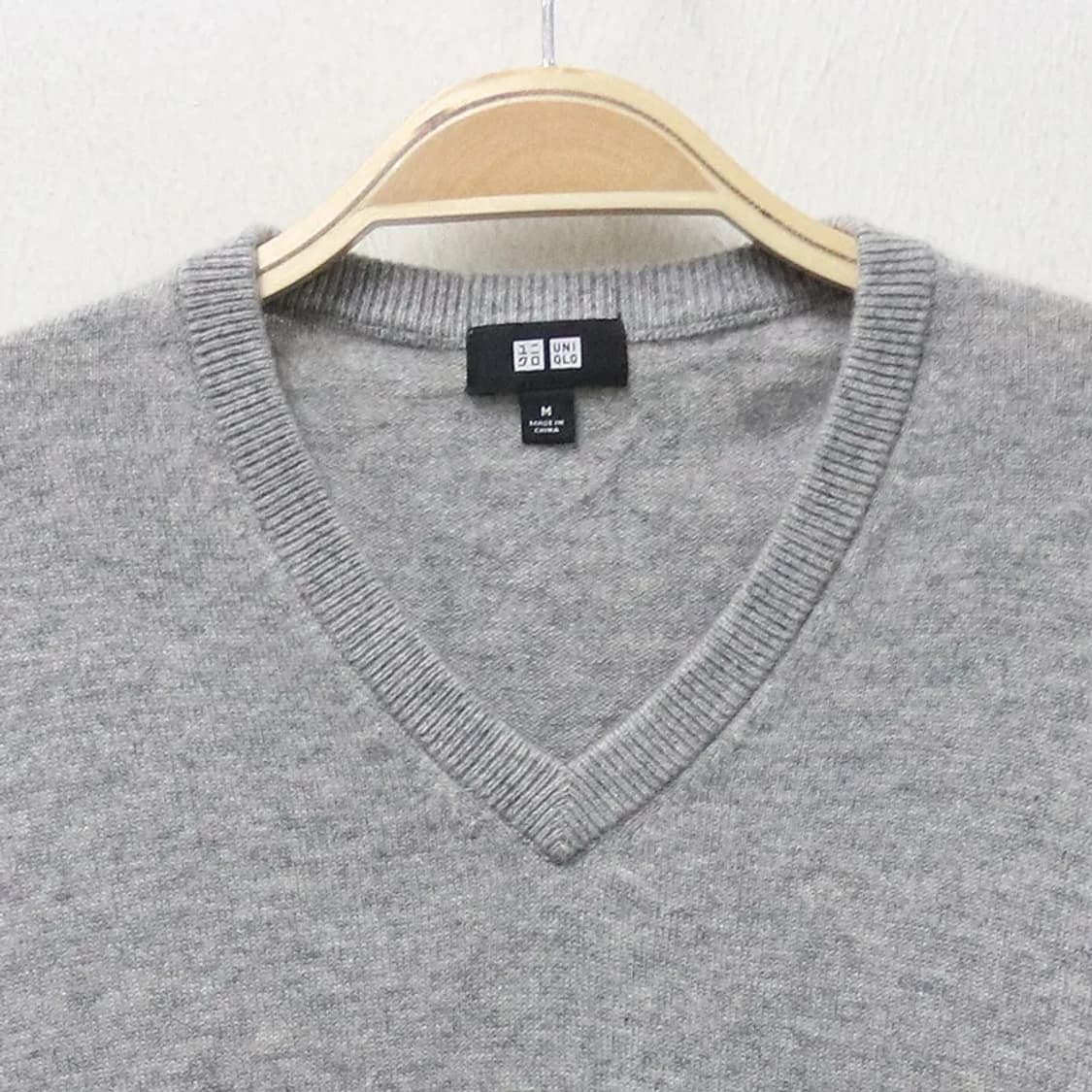 유니클로 캐시미어 그레이 니트 61385 상품이미지3