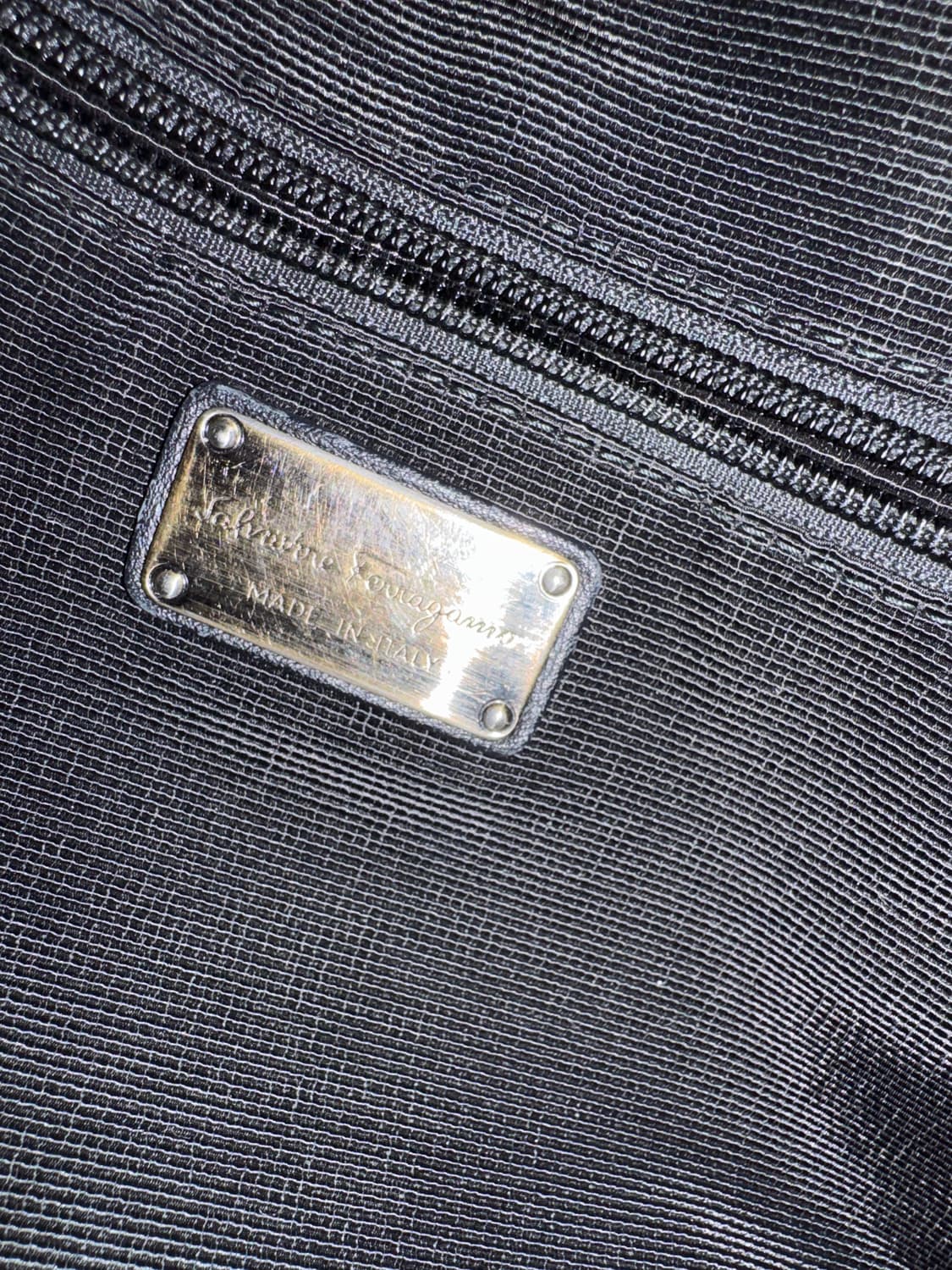 페레가모 바로 리본 숄더백 상품이미지6