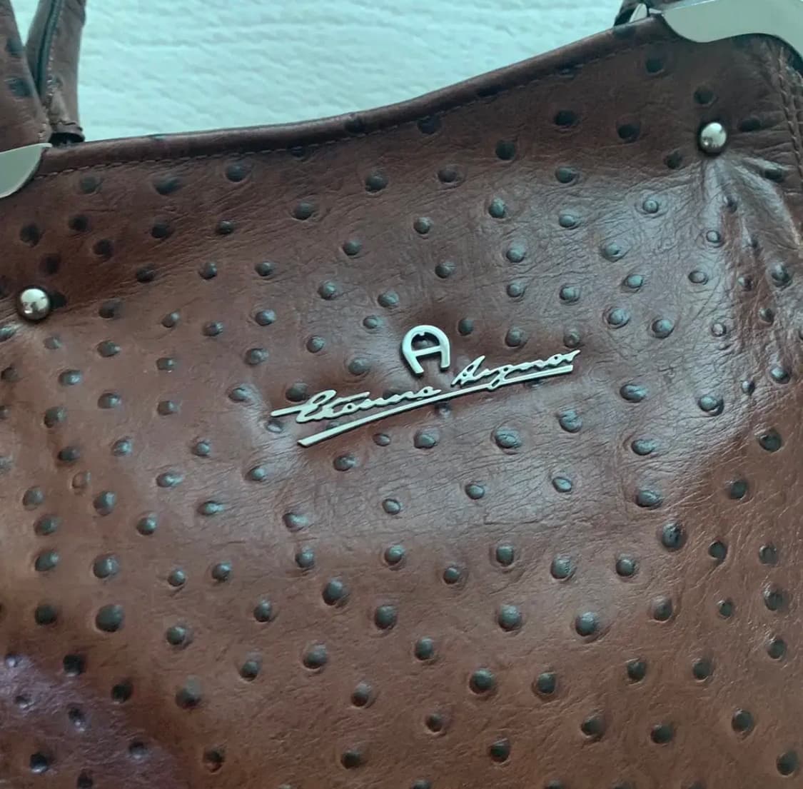 아이그너 까레 소프트백 상품이미지3