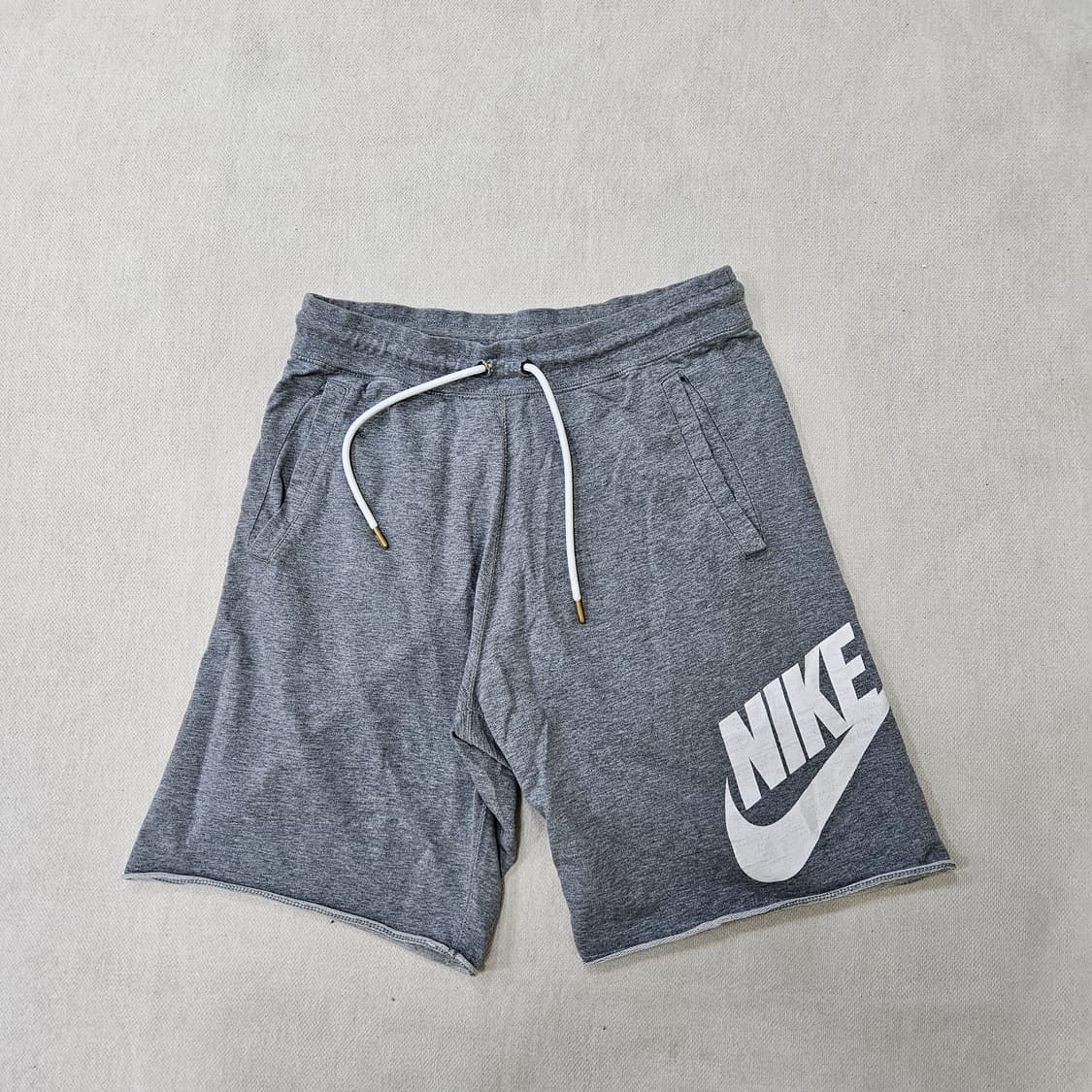 L 나이키 빅로고 밴딩 트레이닝 반바지 0317Y 상품이미지1