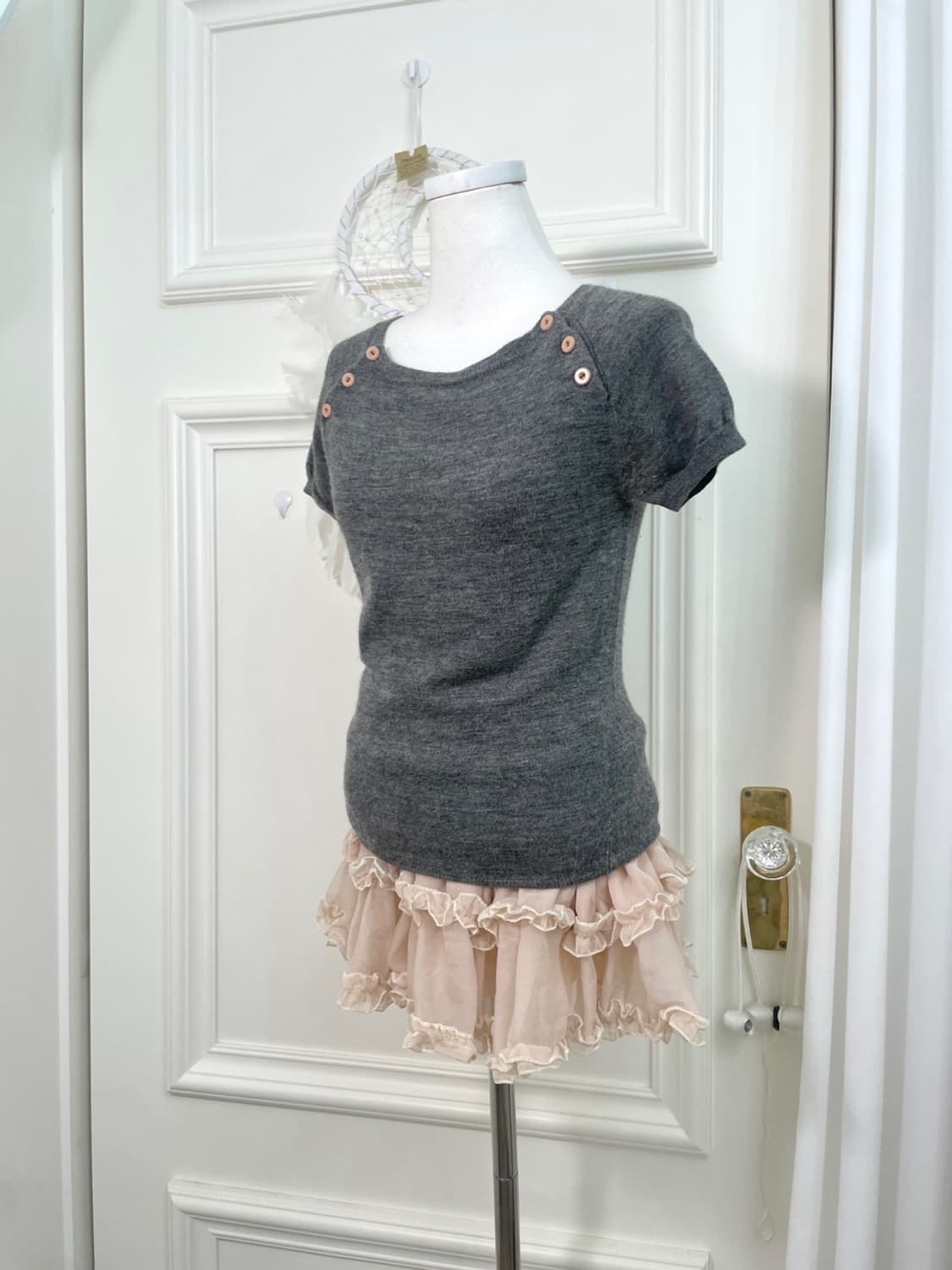 charcoal button point knit top 상품이미지2