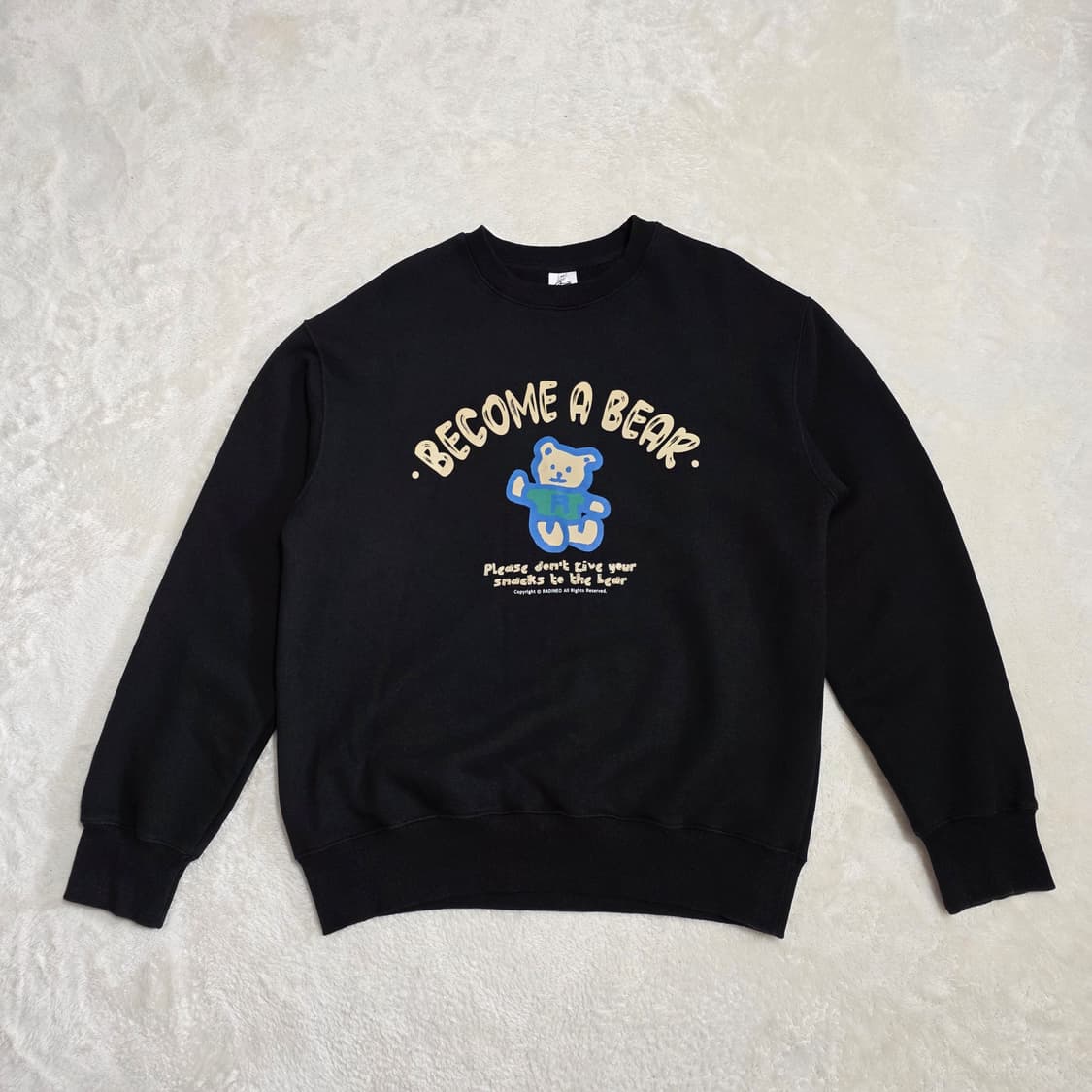 (M)라디네오 비컴 베어 맨투맨 기모 블랙 상품이미지1