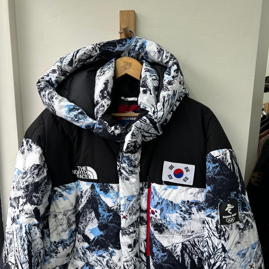 노스페이스 베이징 팀 코리아 다운 파카 상품이미지2
