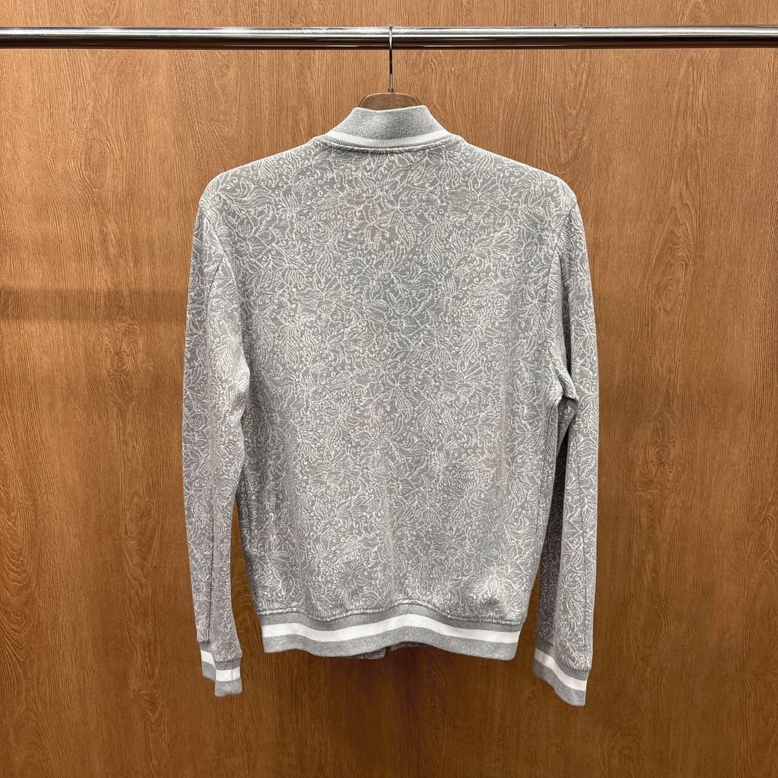 다니엘 피에솔리 집업 가디건 플로럴 자카드 패턴 립 카라 디테일 그레이 상품이미지3