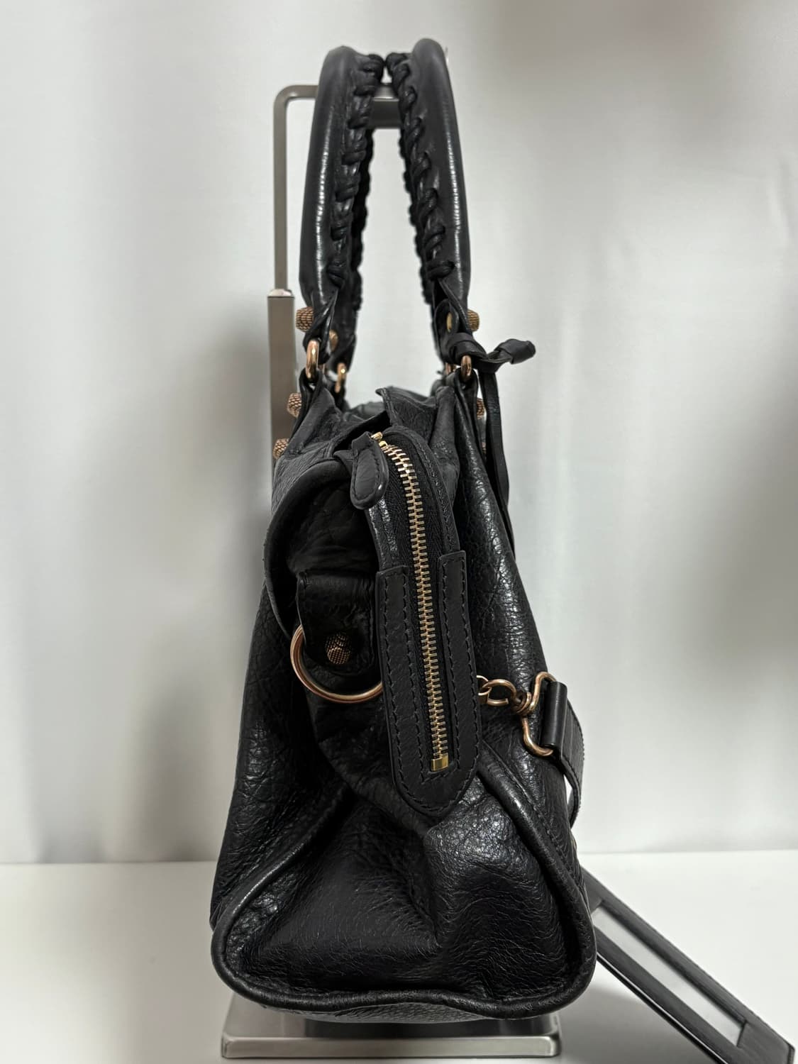 발렌시아가 자이언트 모터백 블랙 상품이미지5