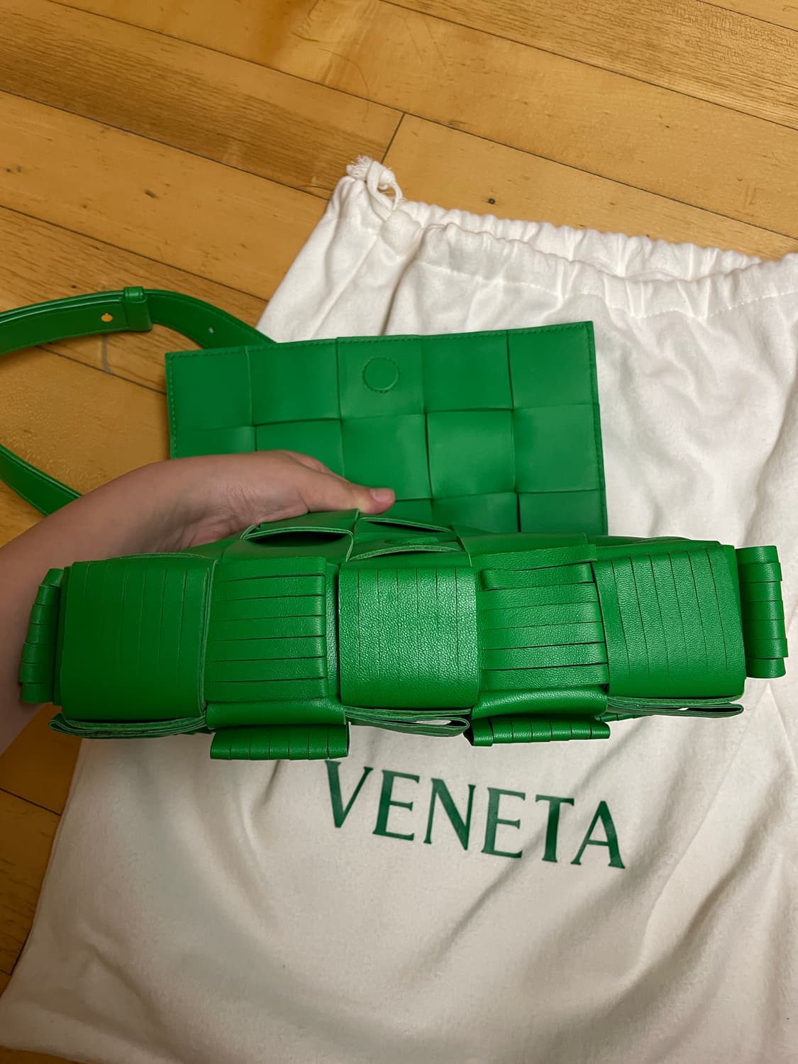 보테가 베네타 Green Intrecciato Fringe bag 상품이미지6