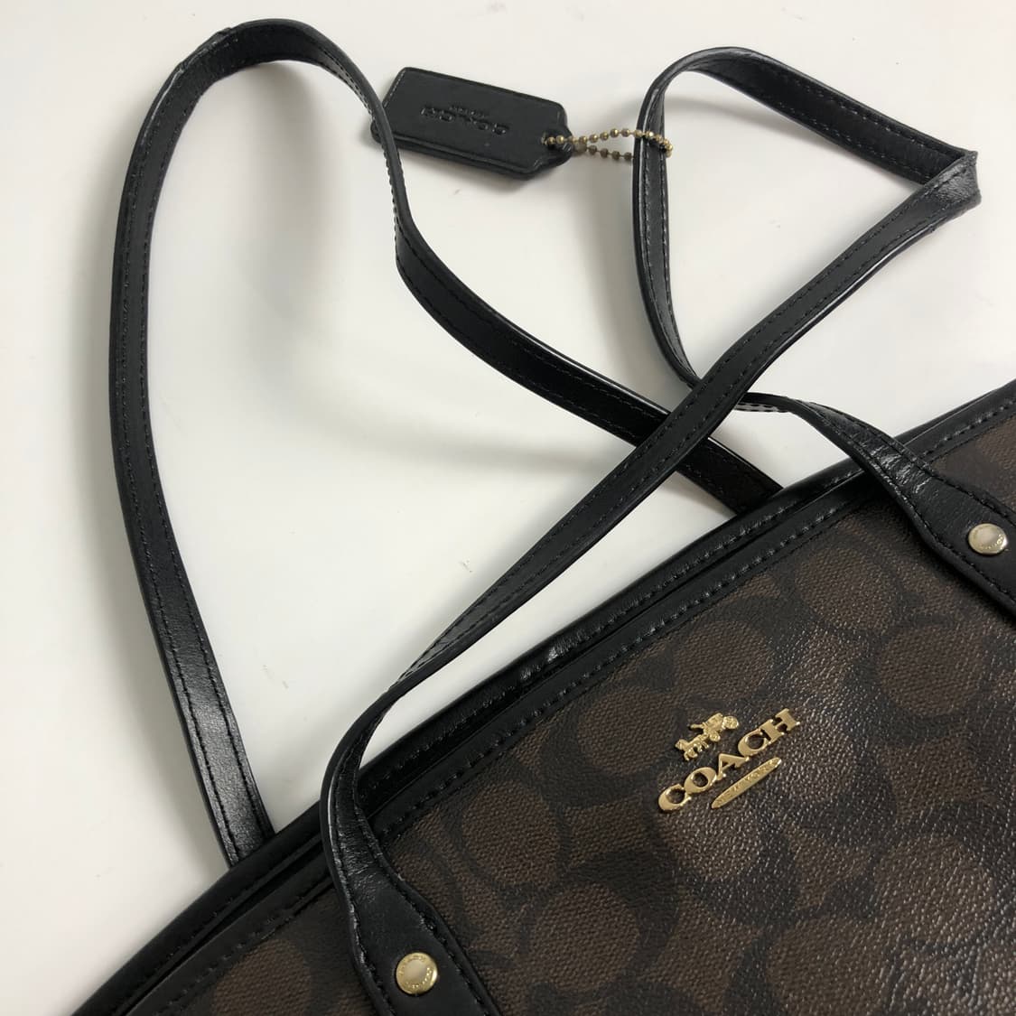 코치 시그니처 숄더백 상품이미지2