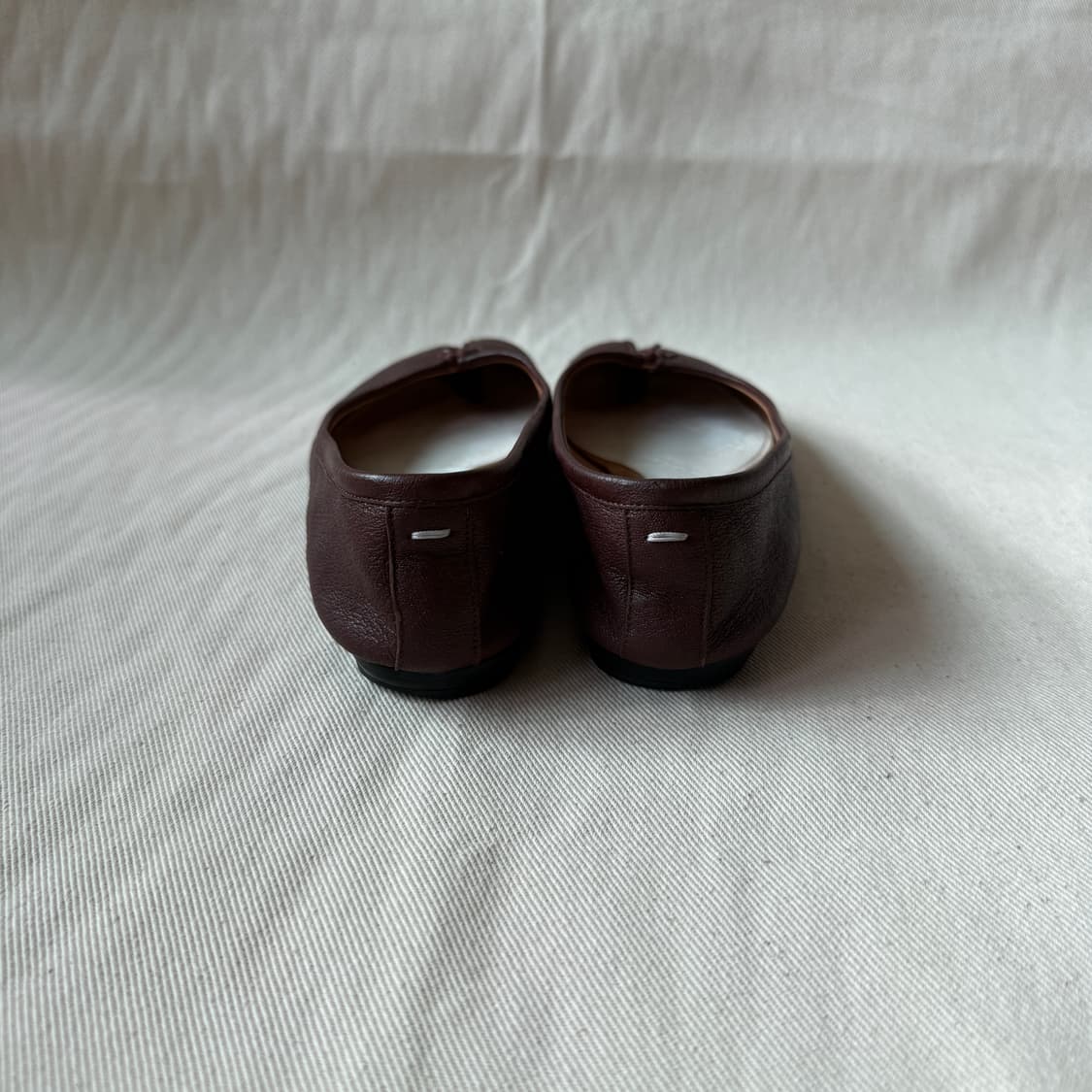 메종 마르지엘라 타비 플랫 다크브라운 상품이미지5
