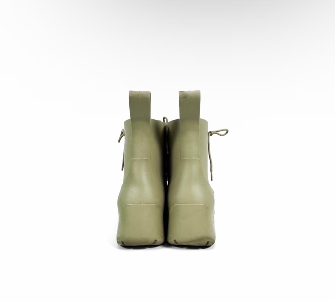 [43] 보테가베네타 남성 레이스업 퍼들 러버 앵클 부츠 트래버틴 상품이미지4