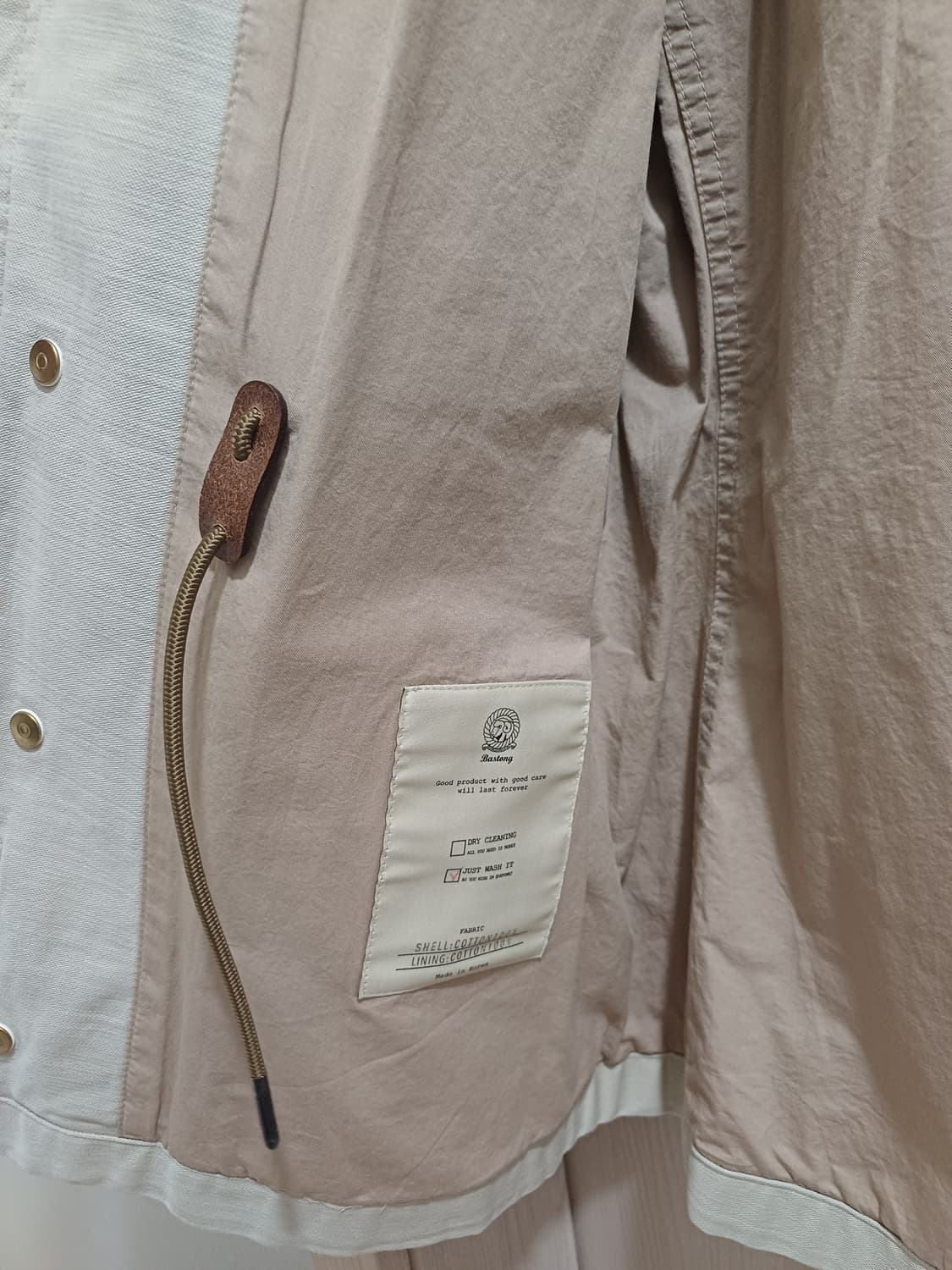 바스통 181 desert 새상품 S사이즈 판매합니다. 상품이미지5